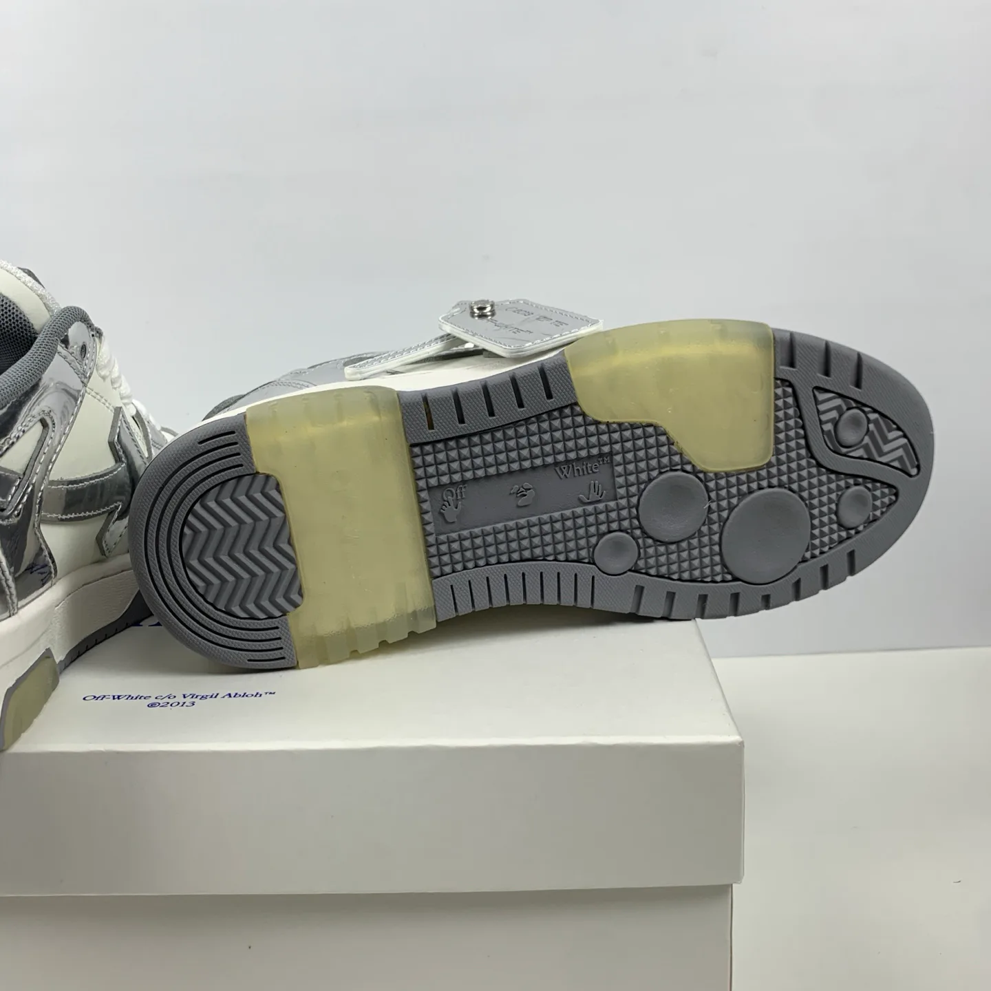 Women's Sneakers OFF-WHITE 17776393