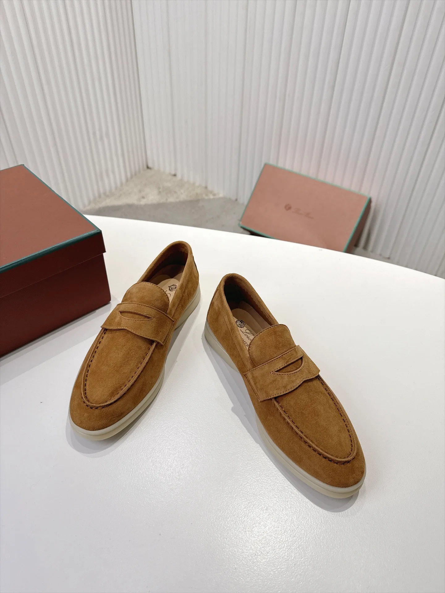 Women's Loafers And Moccasins LORO PIANA 18039683