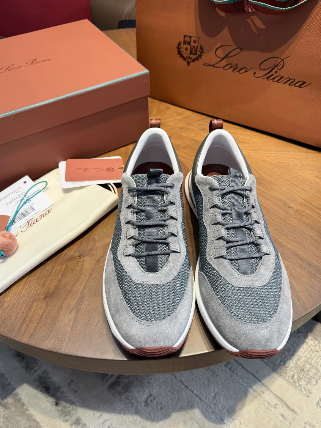 Men's Sneakers LORO PIANA 17973392