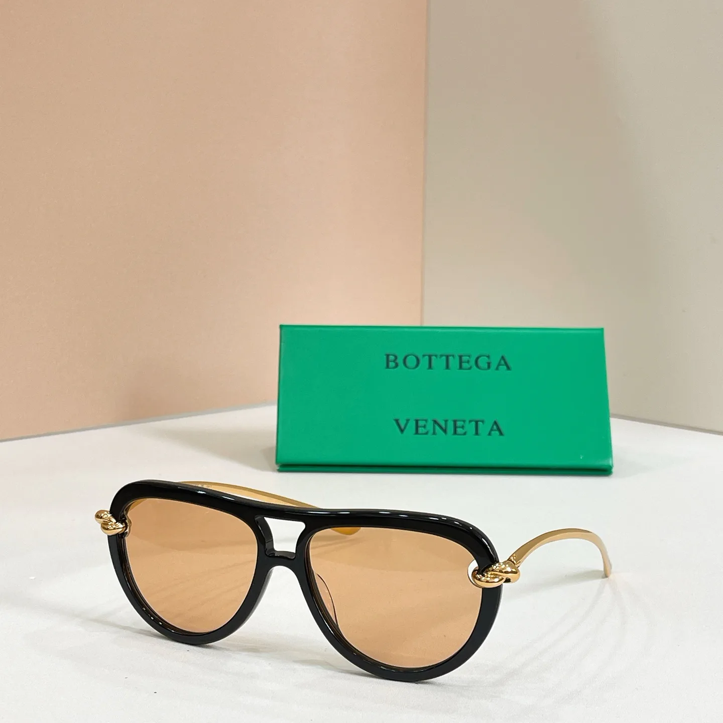 Glasses BOTTEGA VENETA 17949259