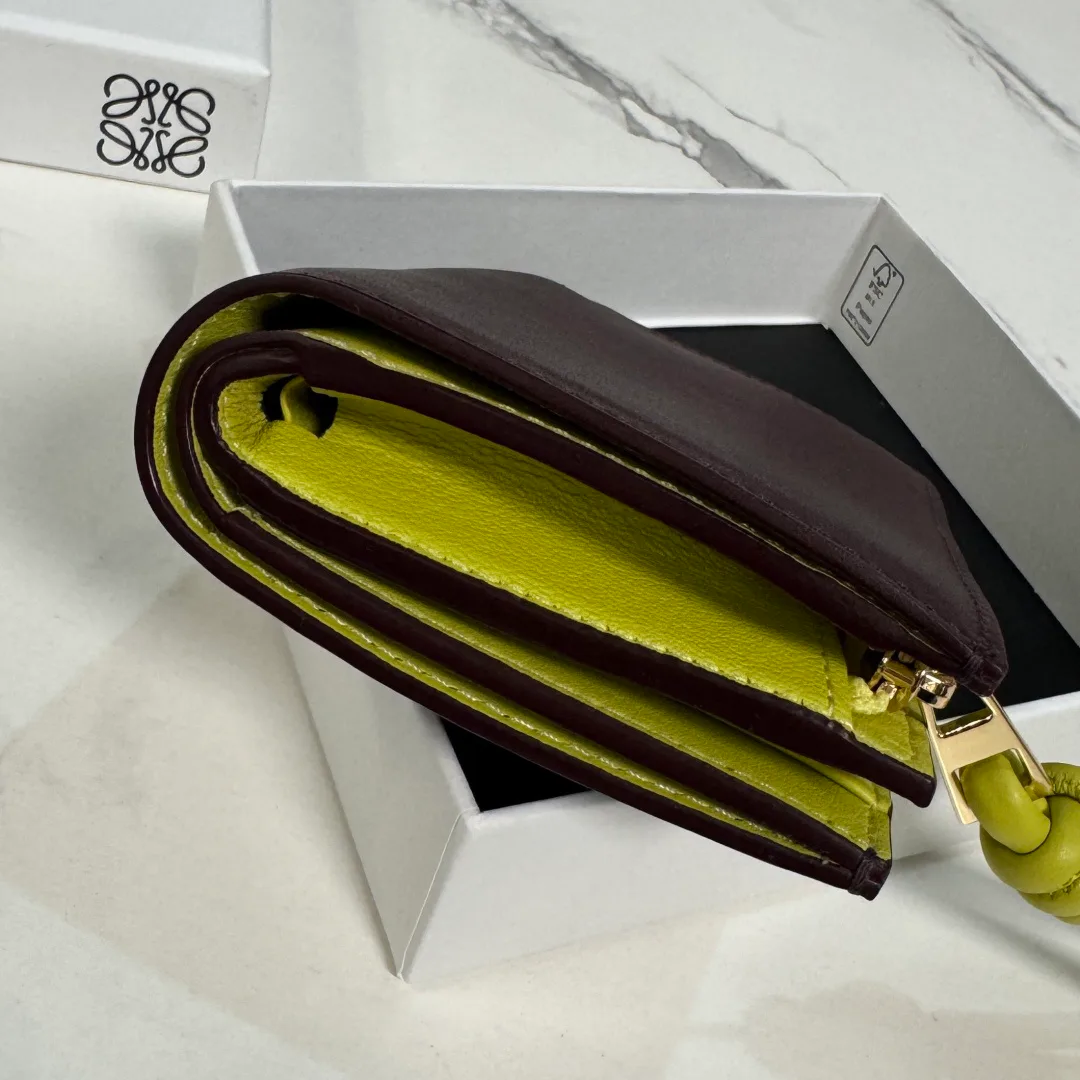 Women's Clutches LOEWE 17678661