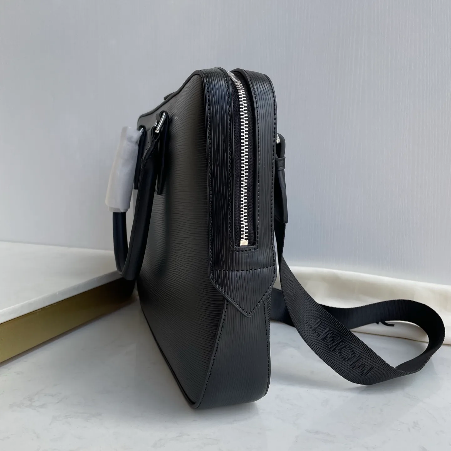 Women's Classic Handbags MONTBLANC 17933716