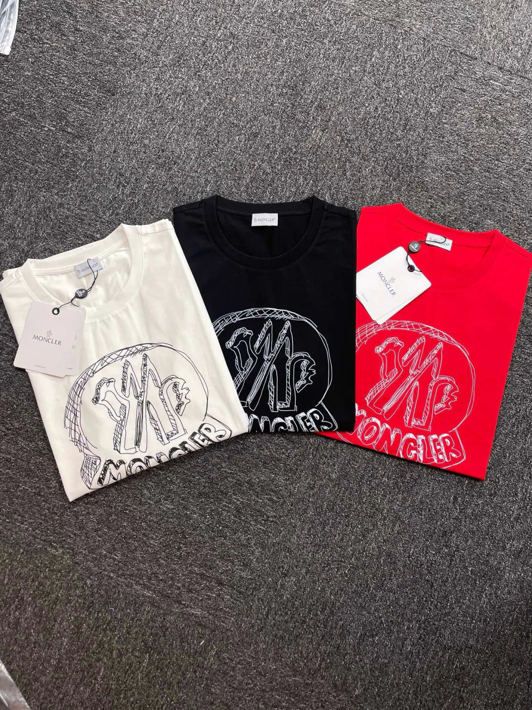 Men's T-Shirts MONCLER 17037185