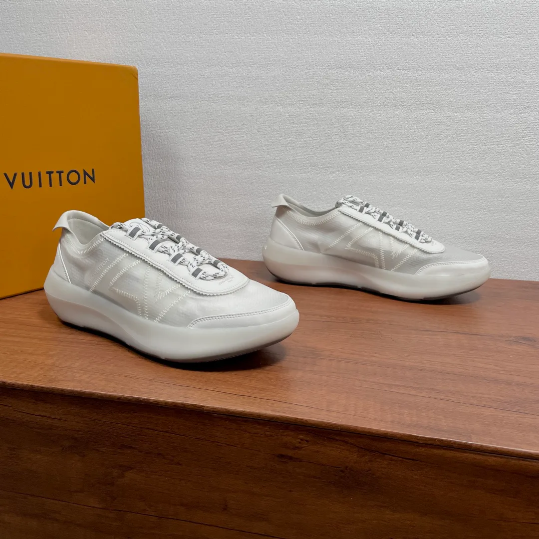 Men's Sneakers LOUIS VUITTON 17307265