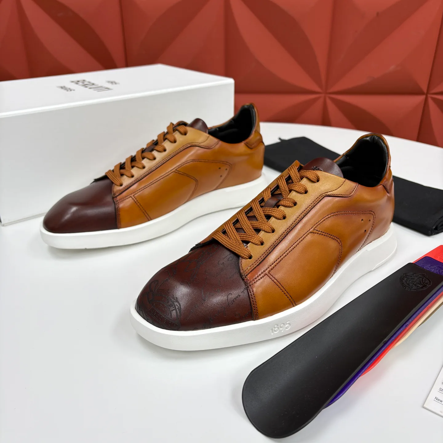 Men's Sneakers BERLUTI 17880685