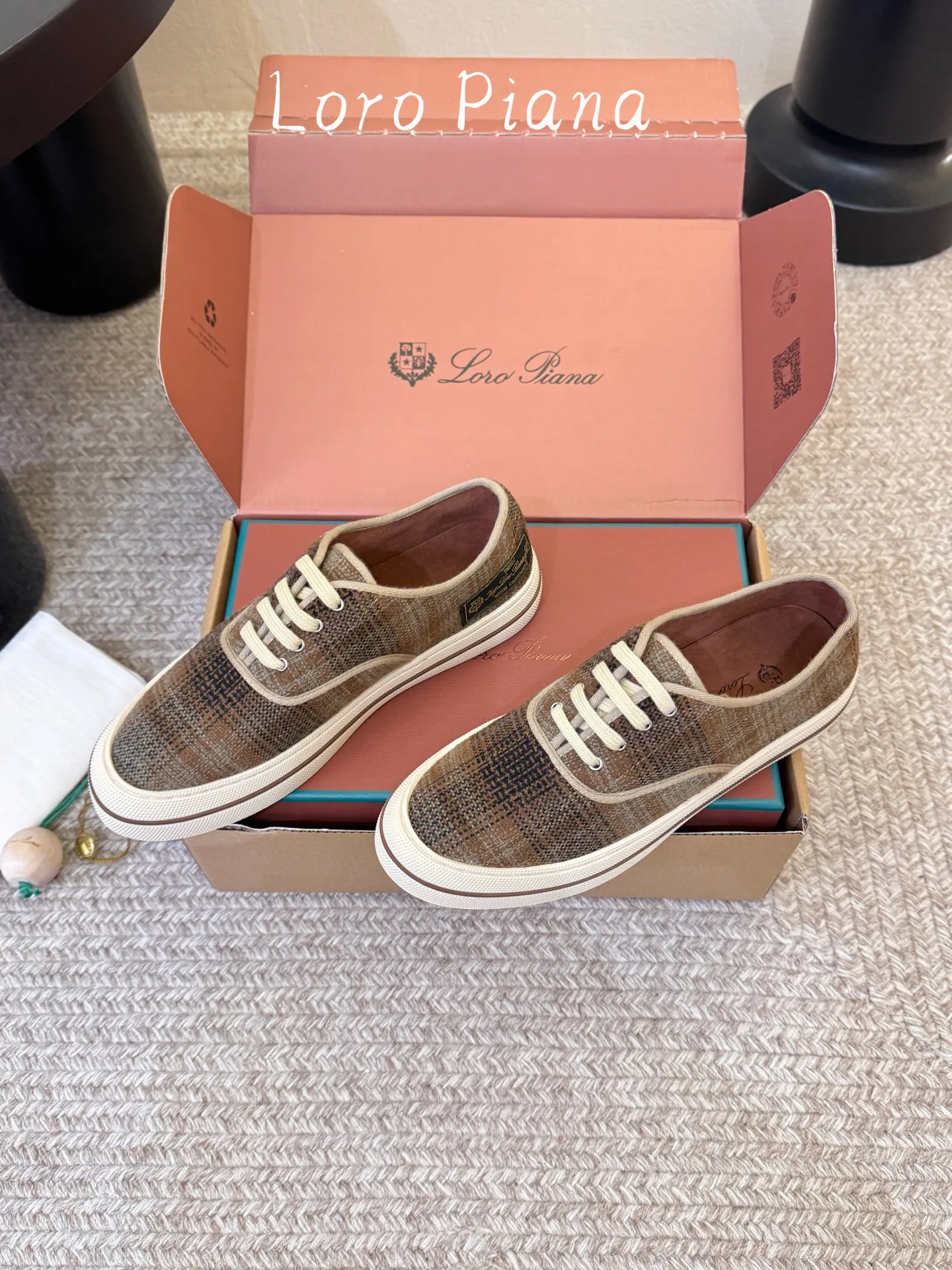 Women's Sneakers LORO PIANA 18241378