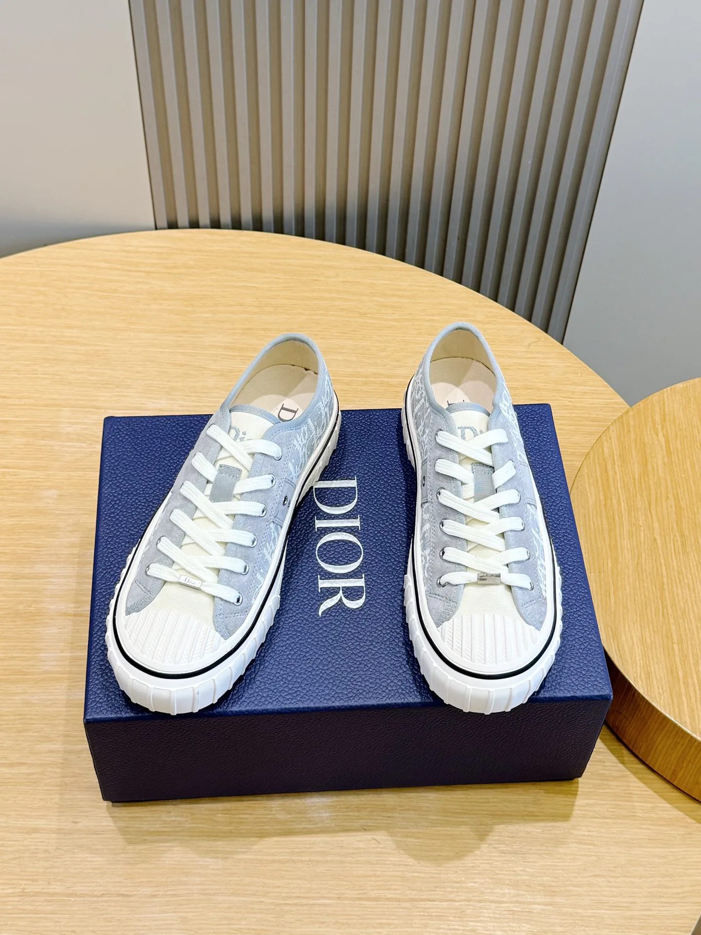 Women's Sneakers CHRISTIAN DIOR 18101568