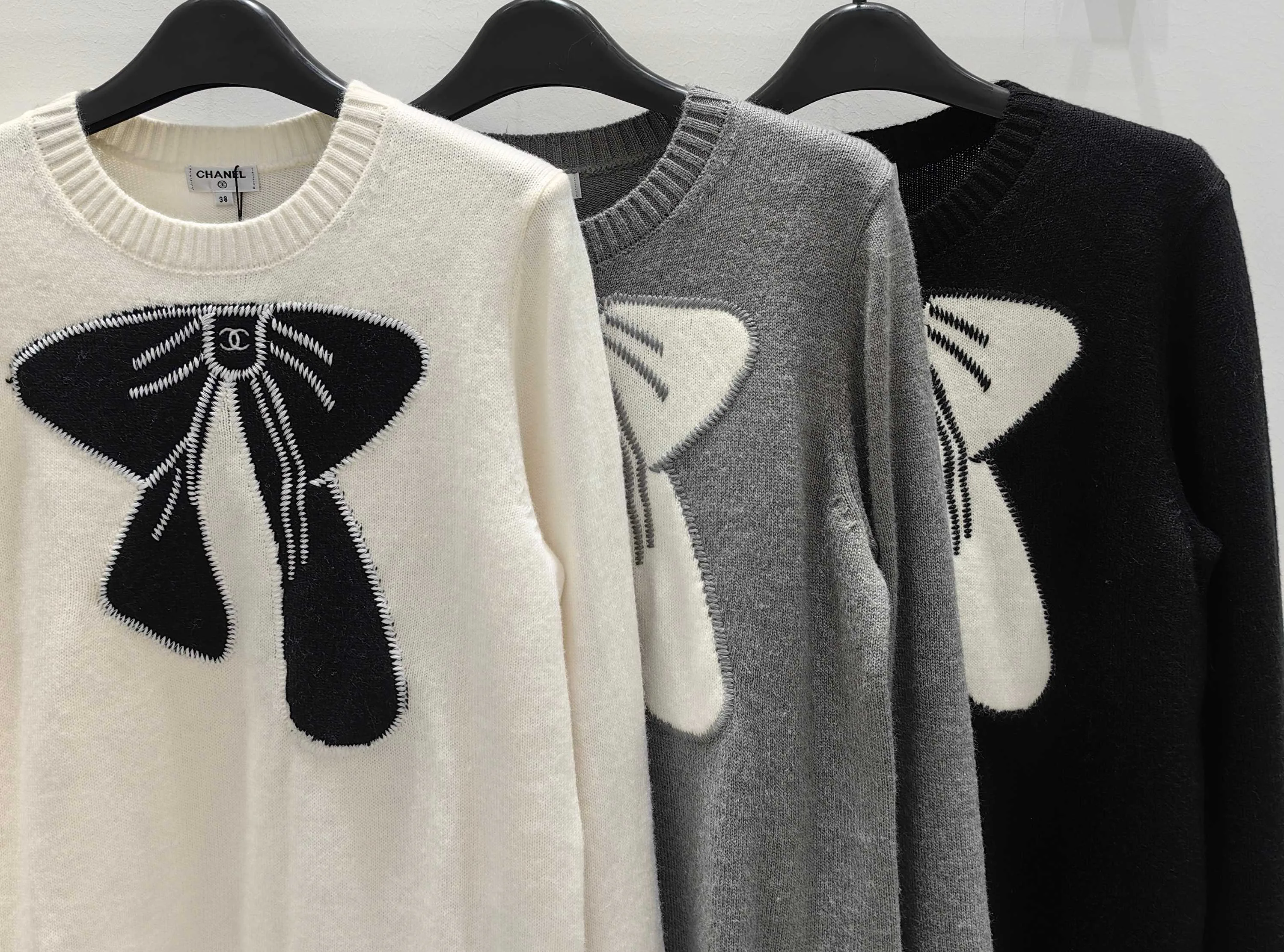 Women's Jumpers And Sweaters CHANEL 18028960