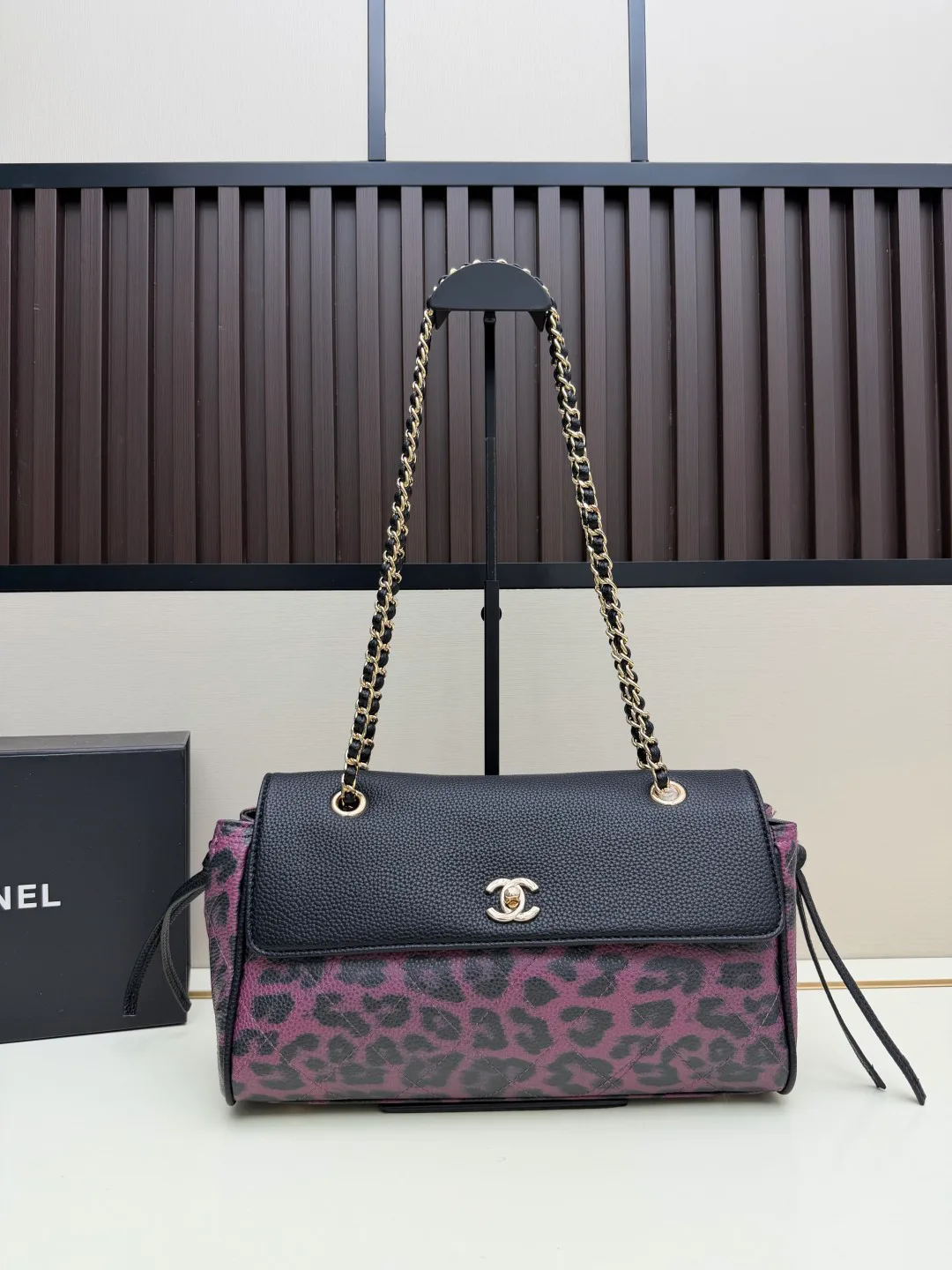 Women's Classic Handbags CHANEL 17904067