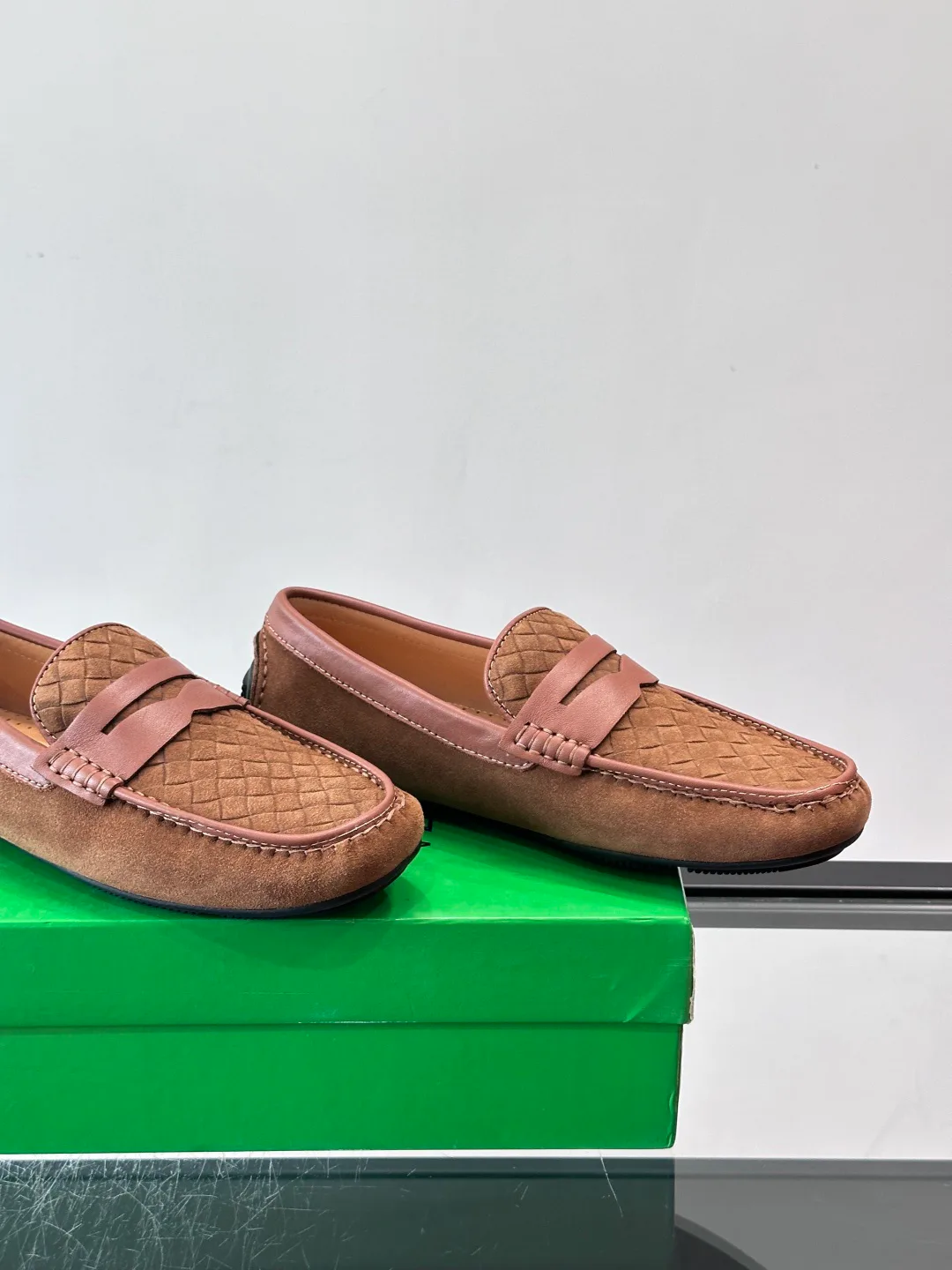 Women's Loafers And Moccasins BOTTEGA VENETA 18102732