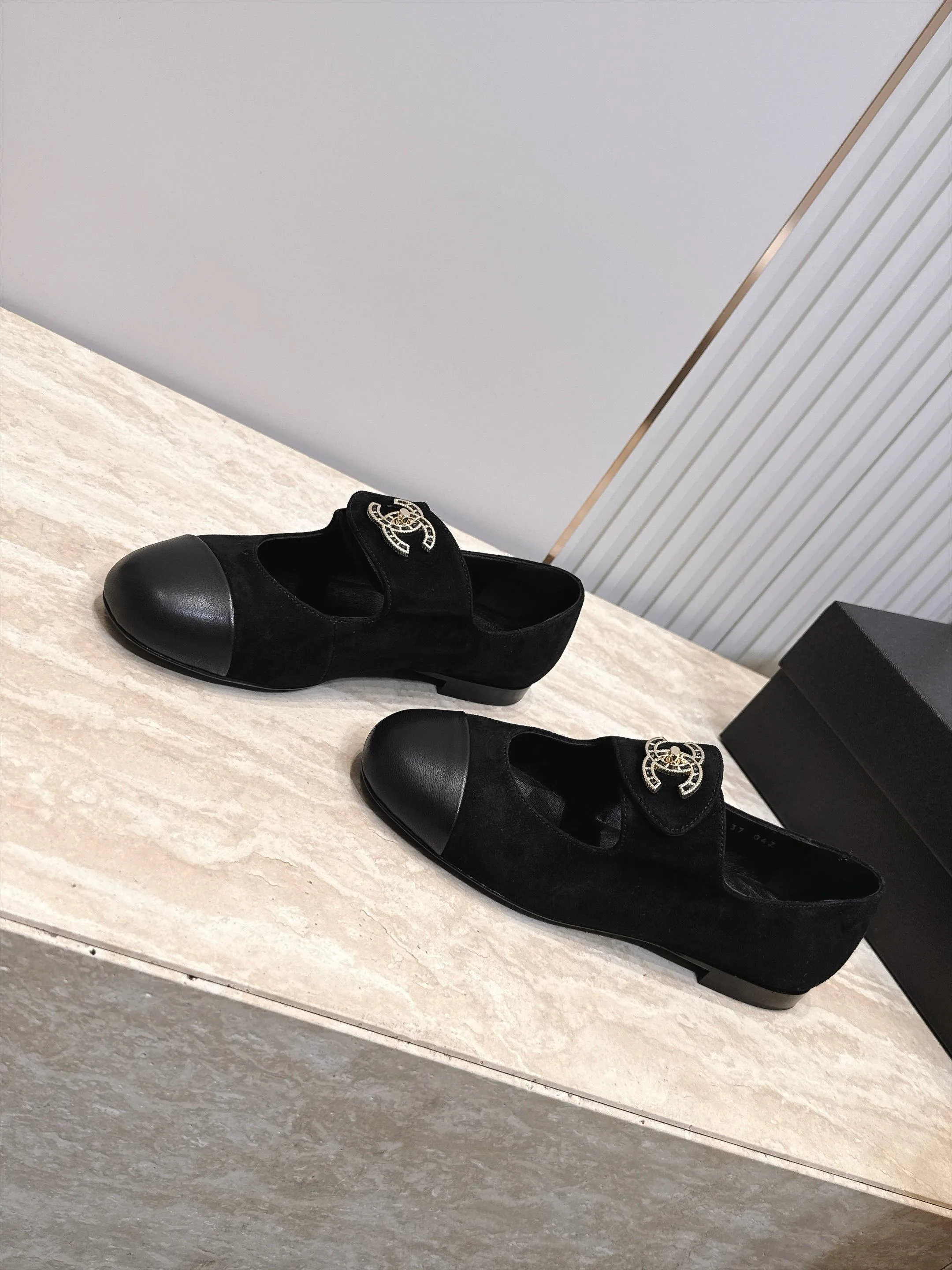 Women's Ballet Flats CHANEL 17968842