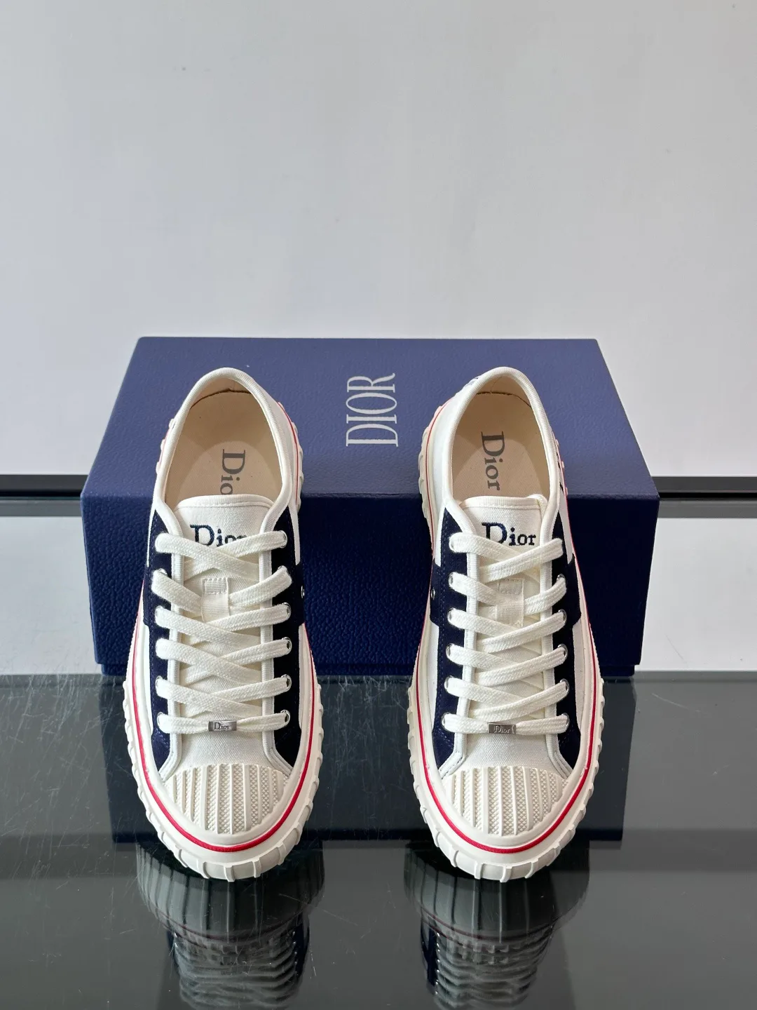 Women's Sneakers CHRISTIAN DIOR 18102136