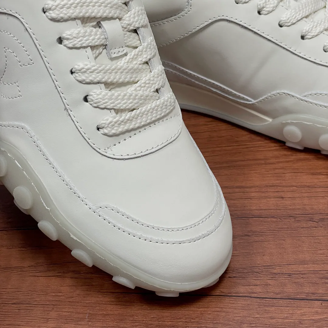Women's Sneakers CHANEL 18000595