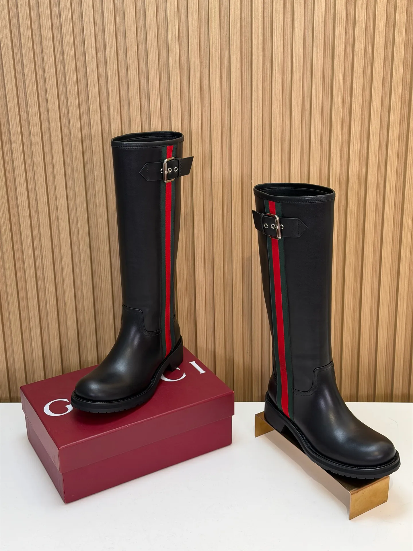 Women's Boots GUCCI 18083271