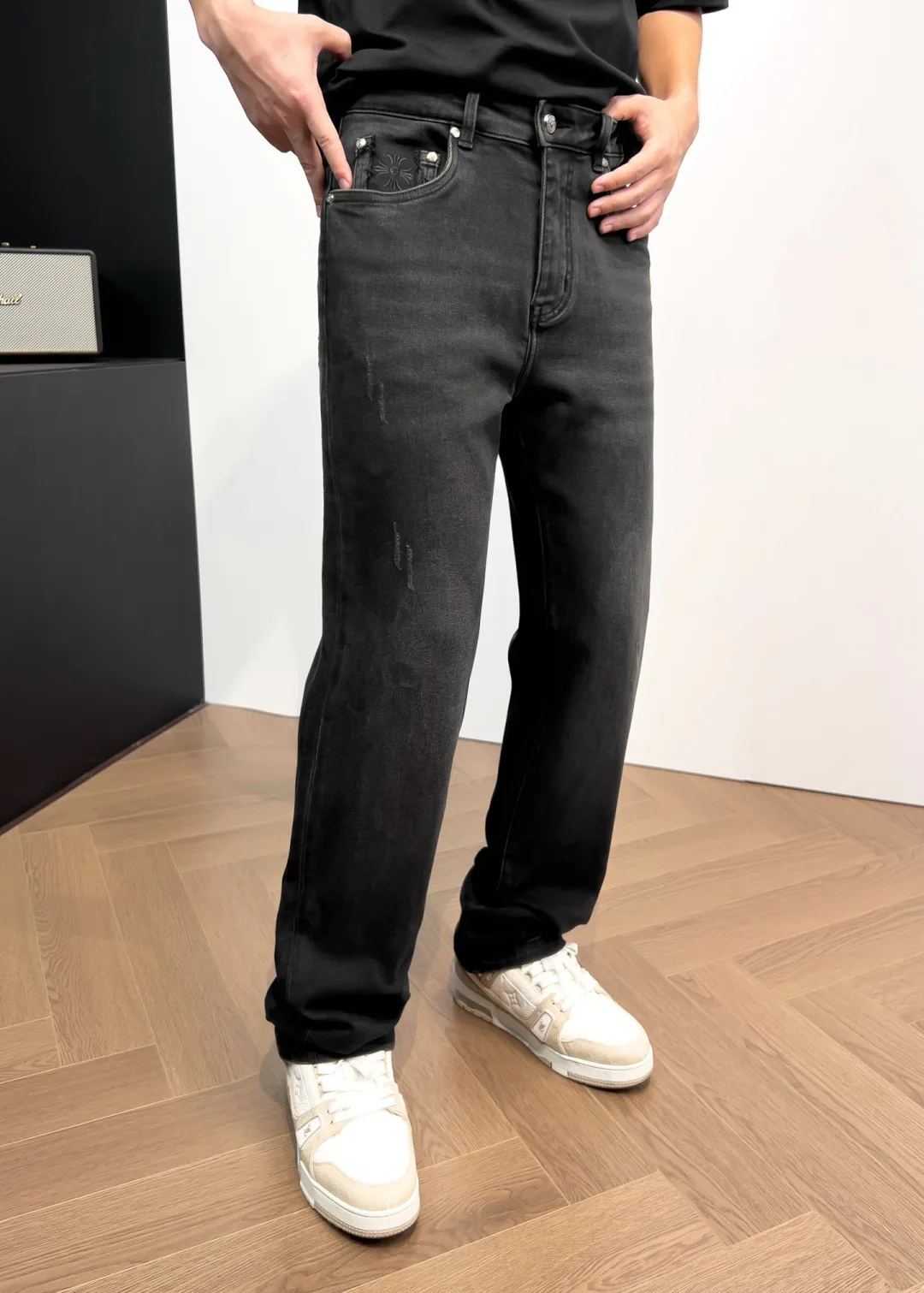 Men's Jeans CHANEL 18353218