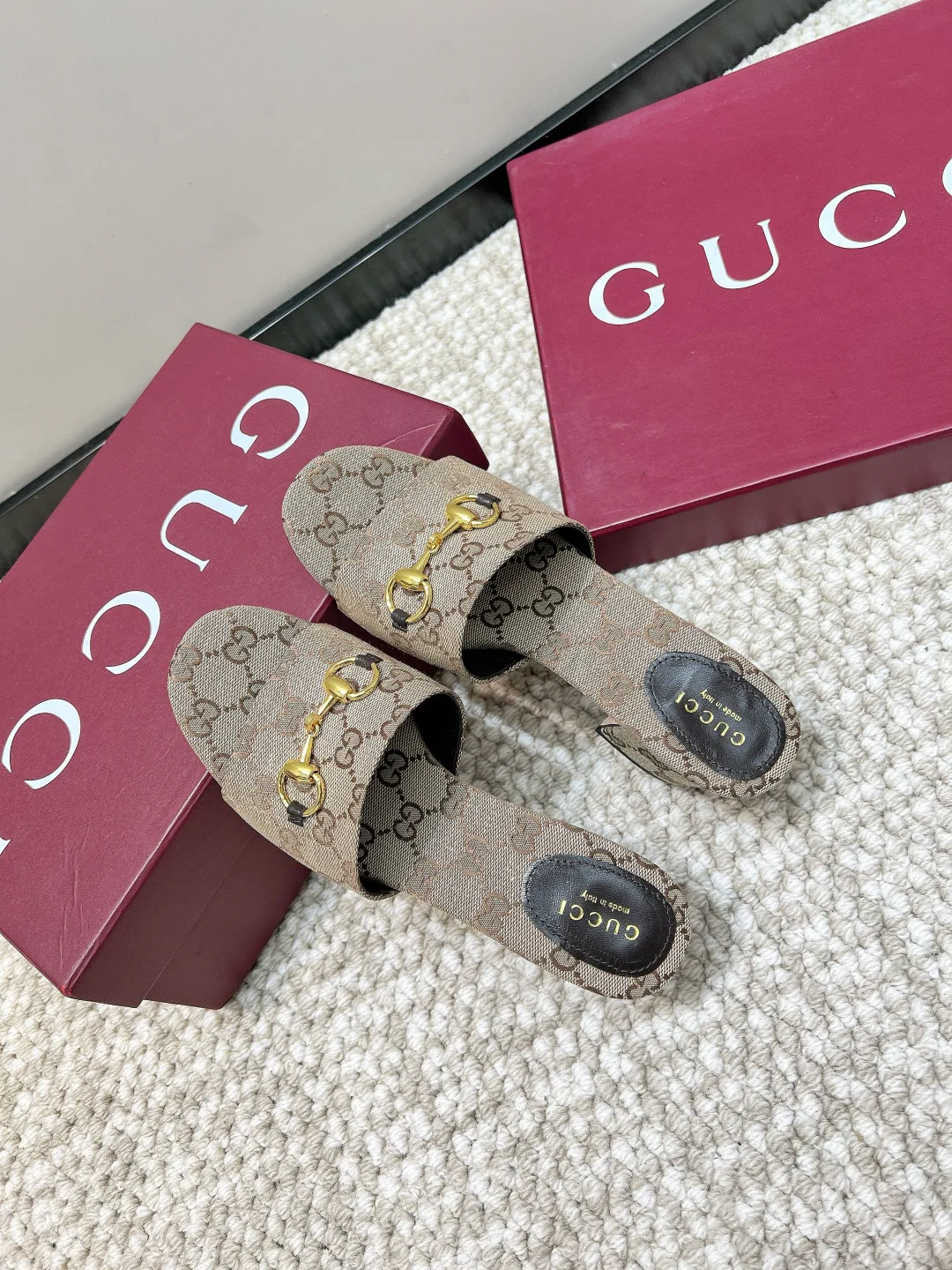 Women's Mules And Clogs GUCCI 17637852