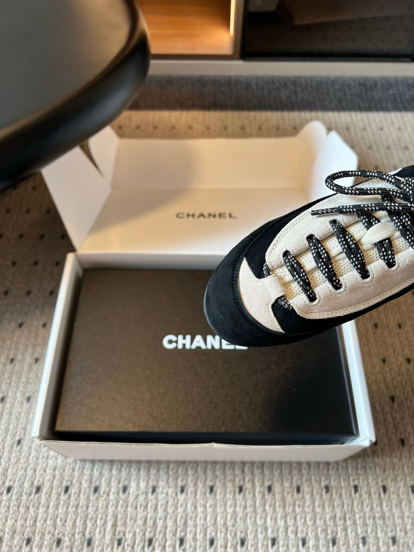 Women's Sneakers CHANEL 17419361