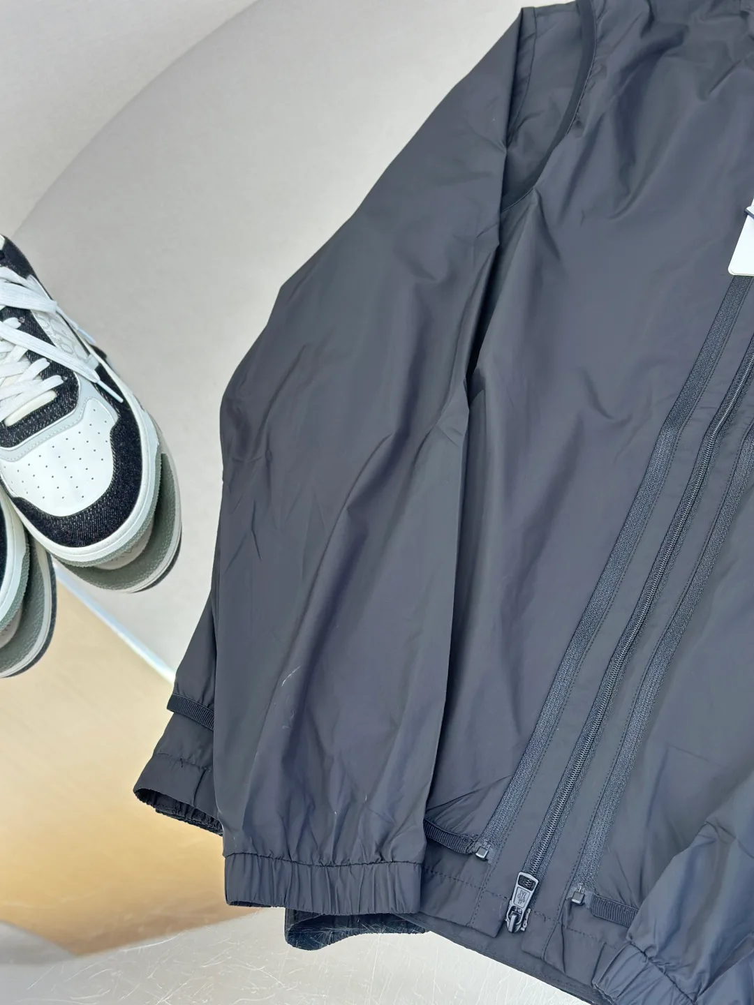 Men's Jackets And Down Jackets MONCLER 17468332
