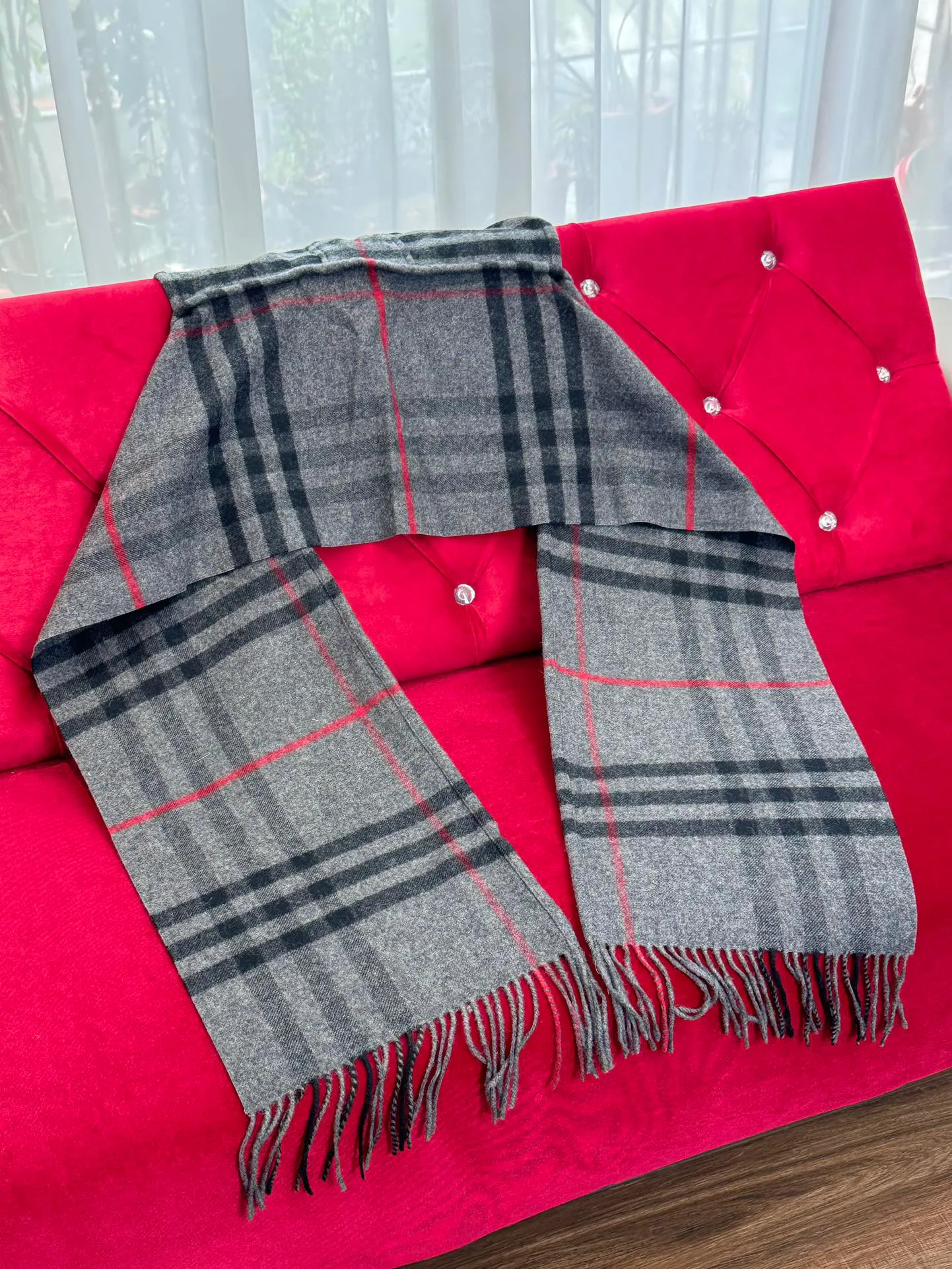 Scarves BURBERRY 18287602
