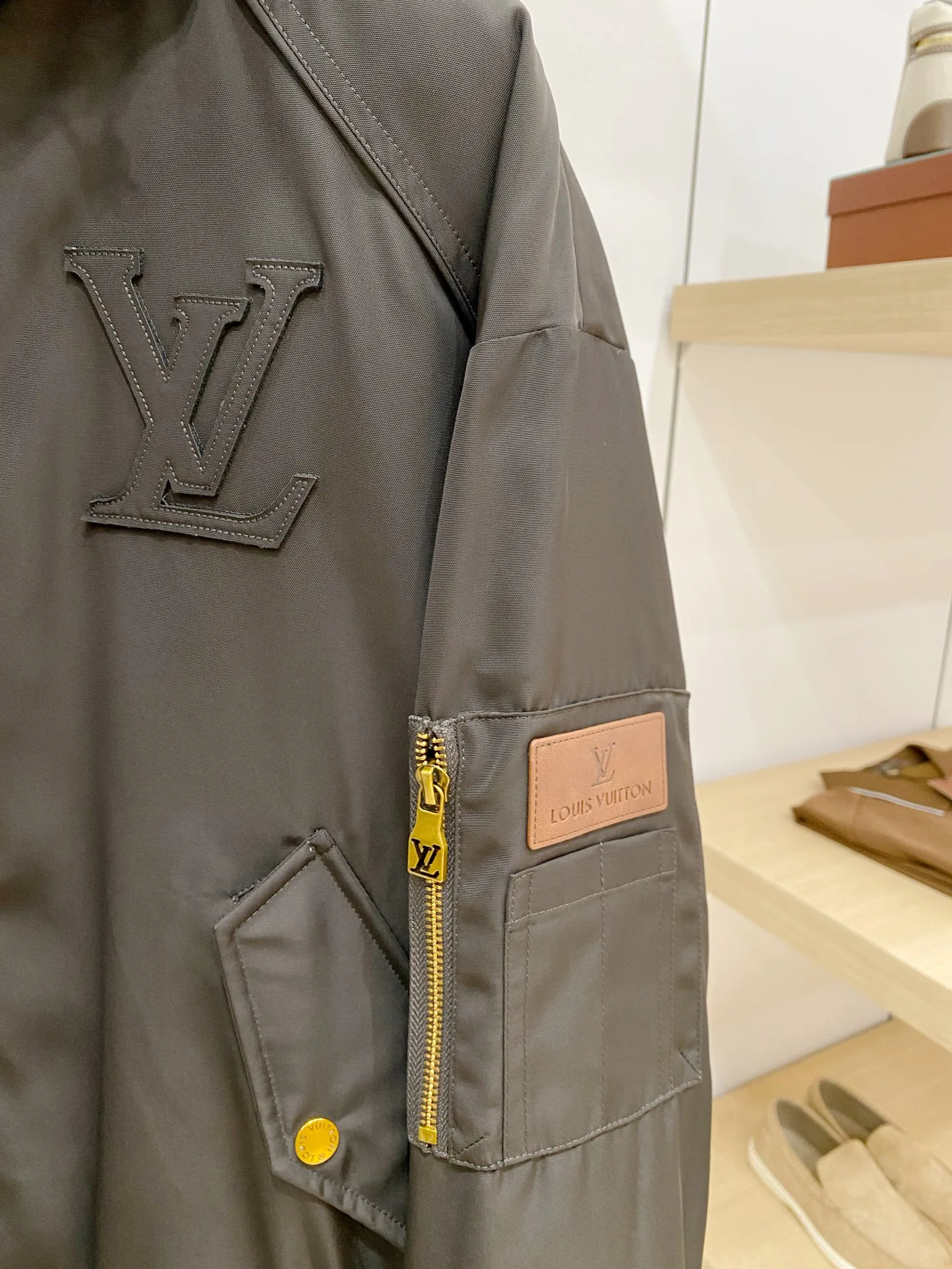Men's Jackets And Down Jackets LOUIS VUITTON 18469477