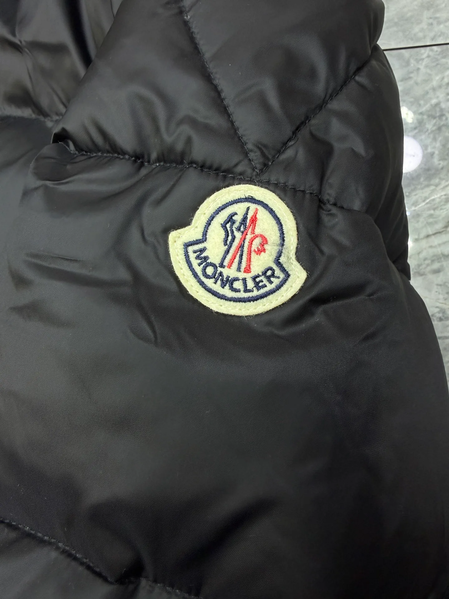 Women's Jackets And Down Jackets MONCLER 17568681