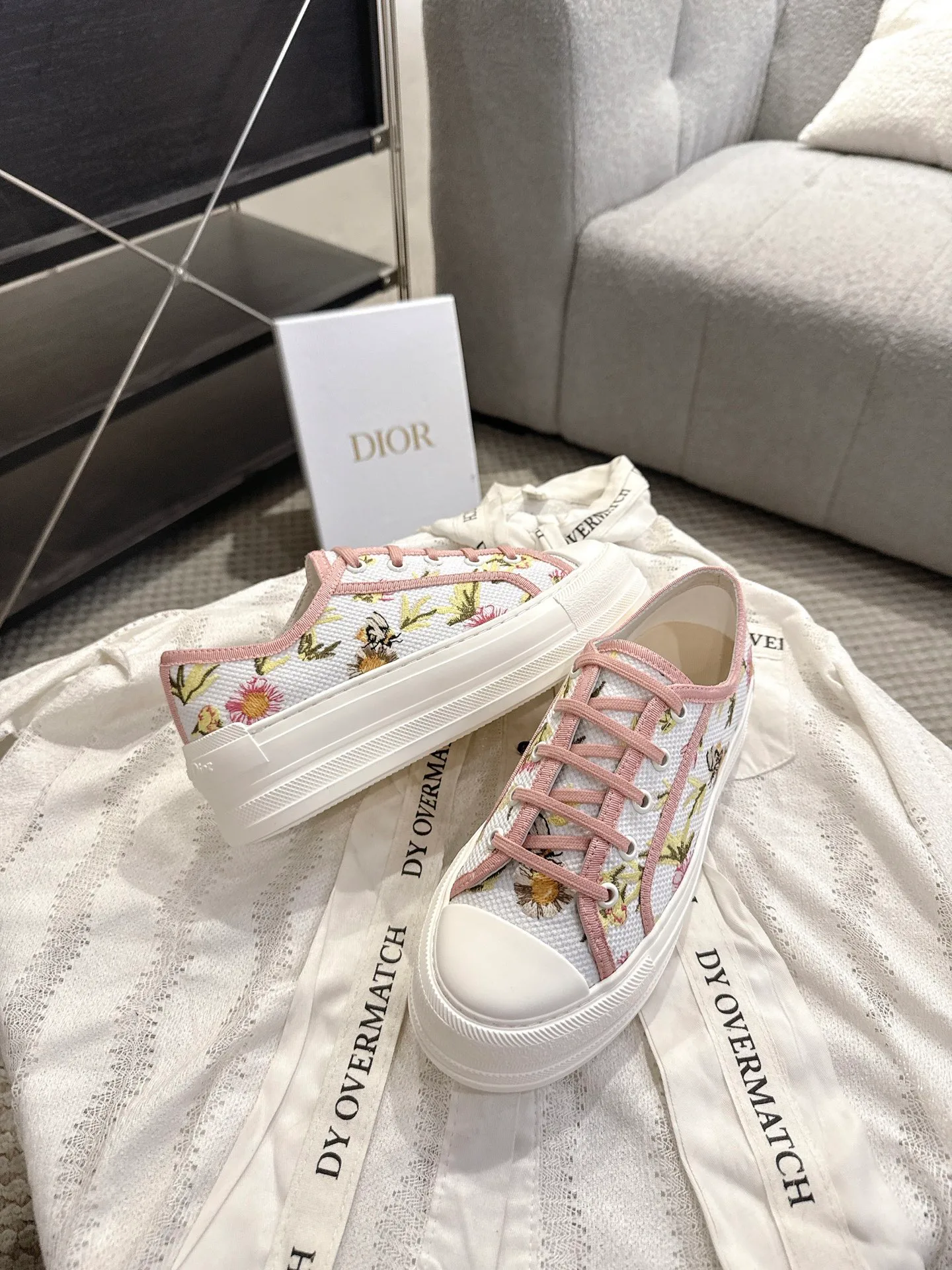 Women's Sneakers CHRISTIAN DIOR 18034441