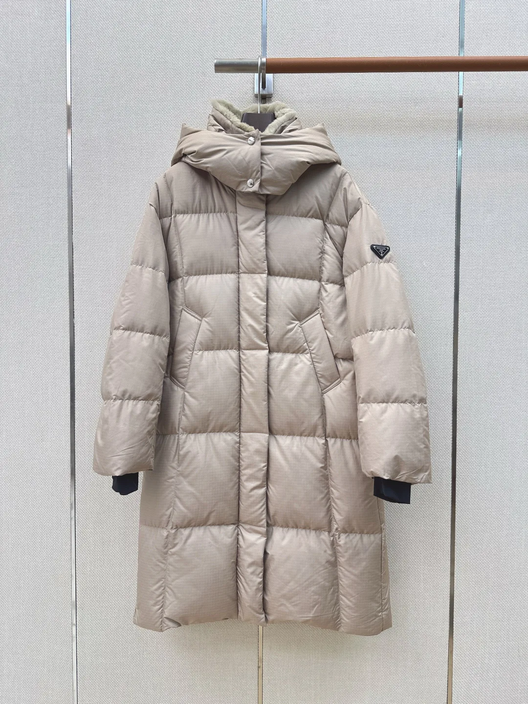 Women's Jackets And Down Jackets PRADA 18094560