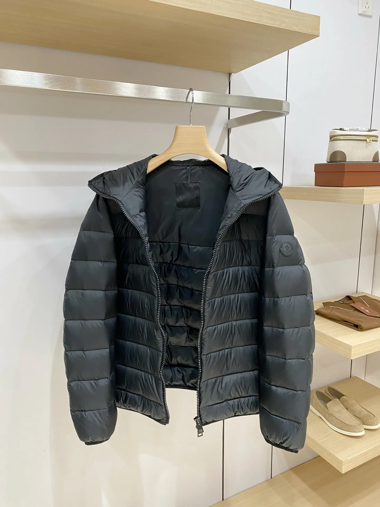 Куртки И Пуховики Мужские Moncler 18596290