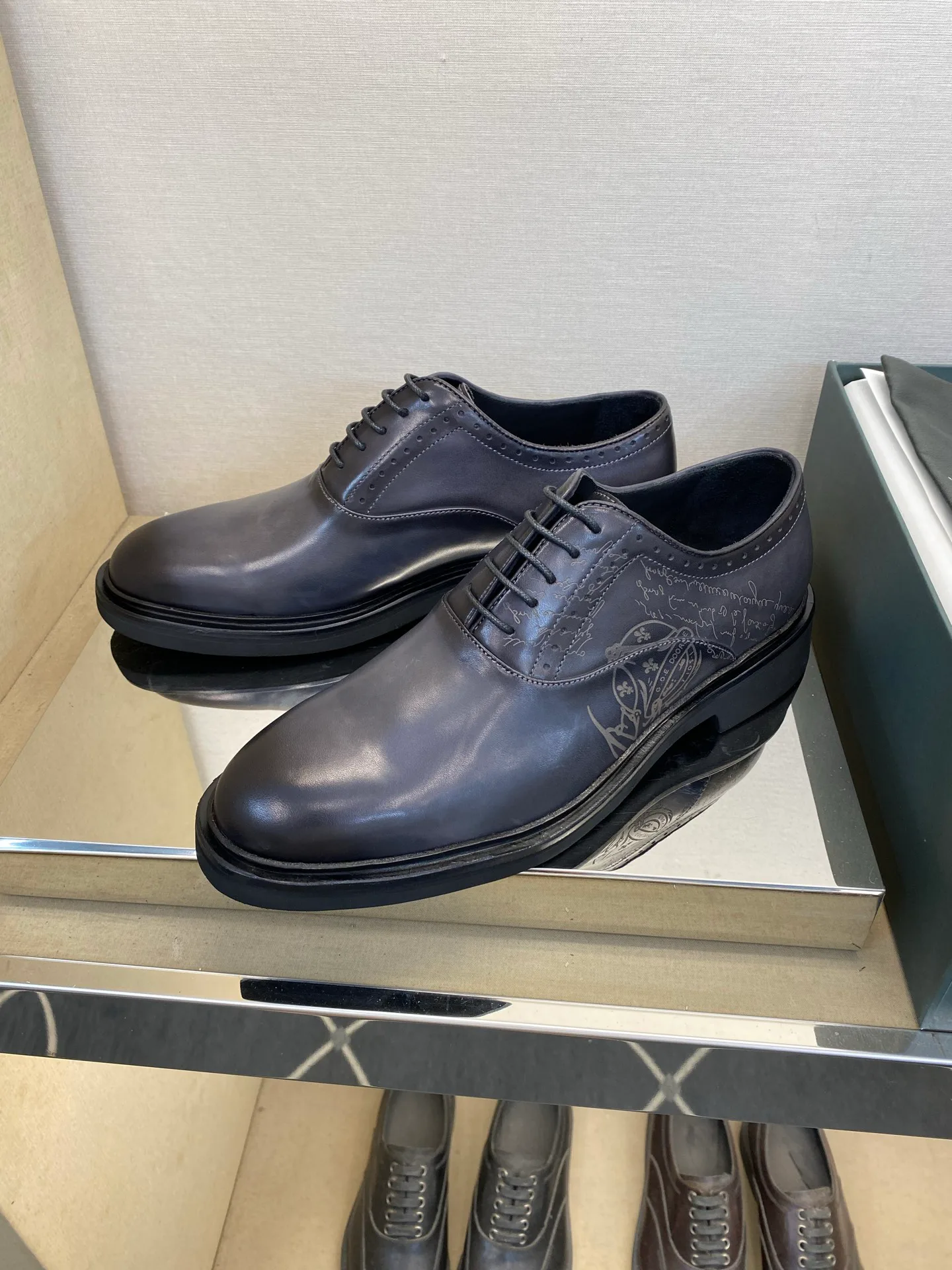 Men's Loafers And Dress Shoes BERLUTI 17971799