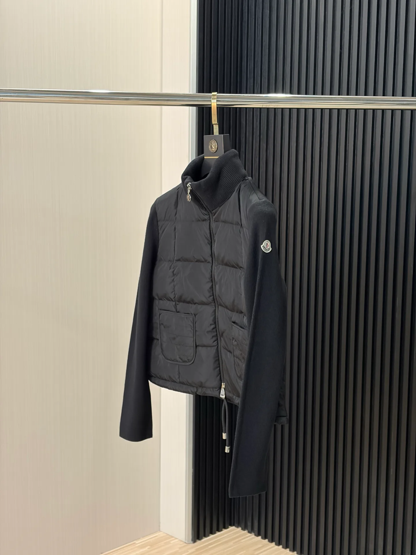 Куртки И Пуховики Мужские Moncler 18634493