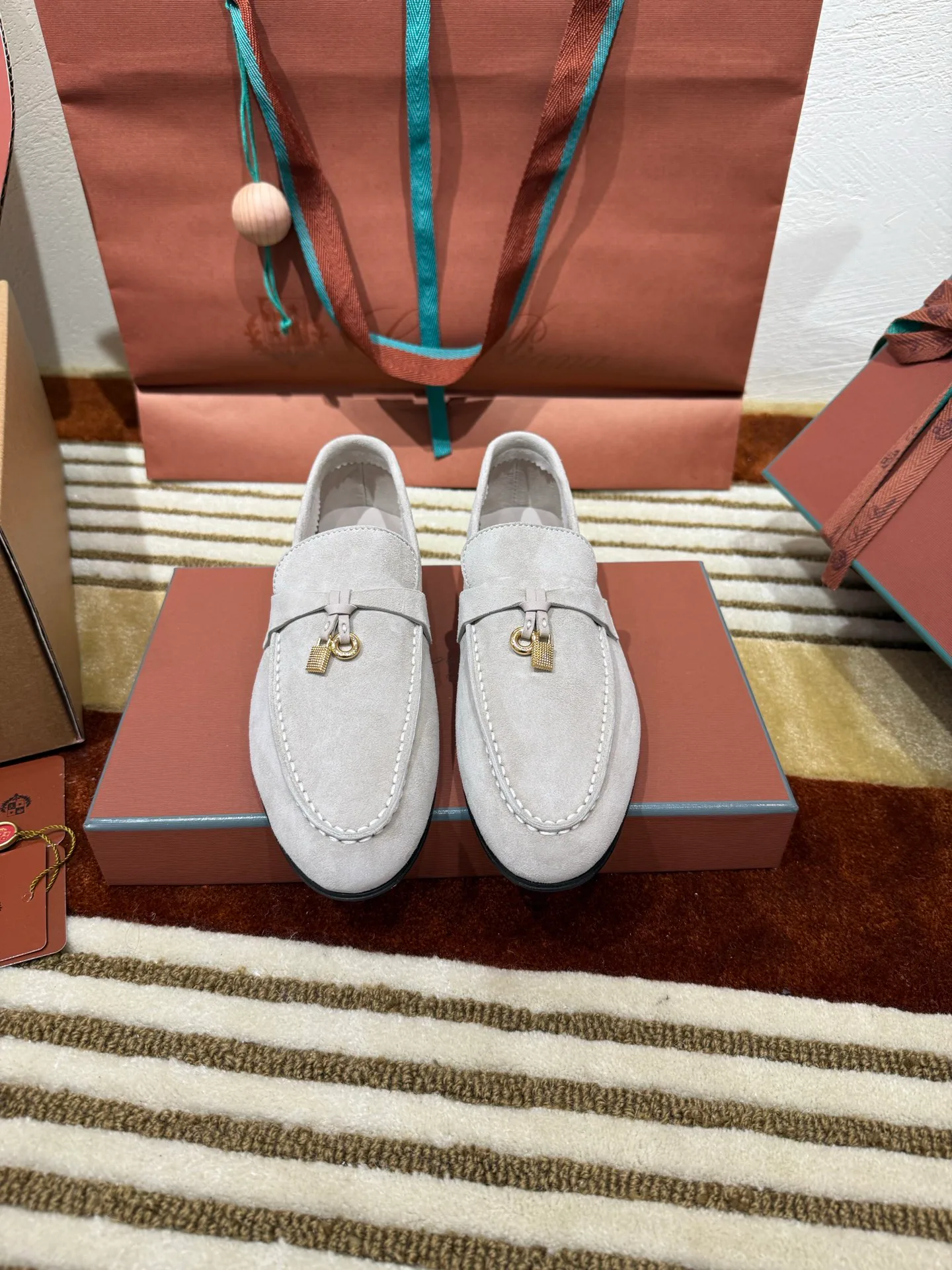 Women's Loafers And Moccasins LORO PIANA 18143198