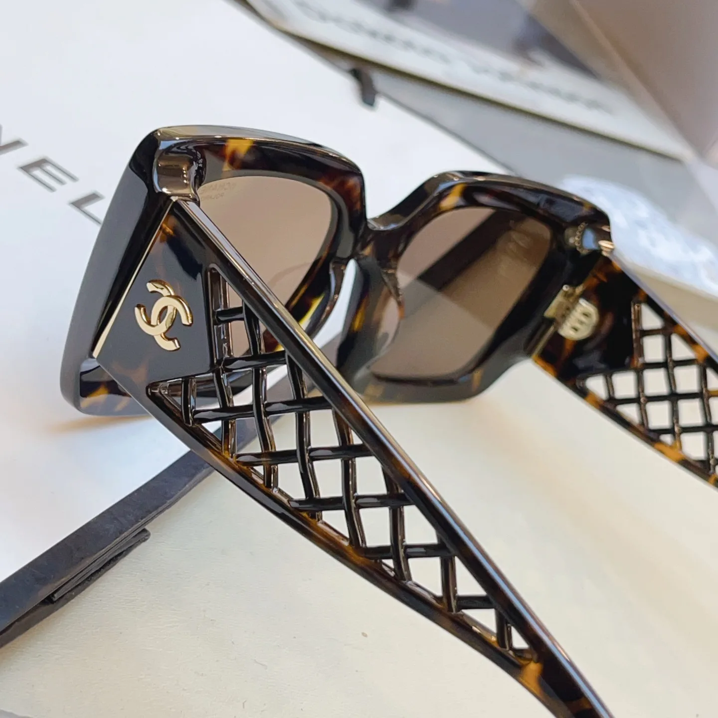 Glasses CHANEL 17529371