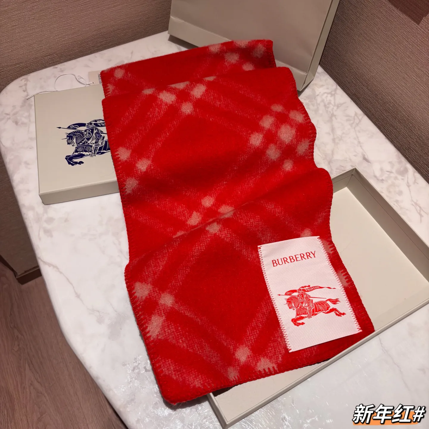 Scarves BURBERRY 18507380