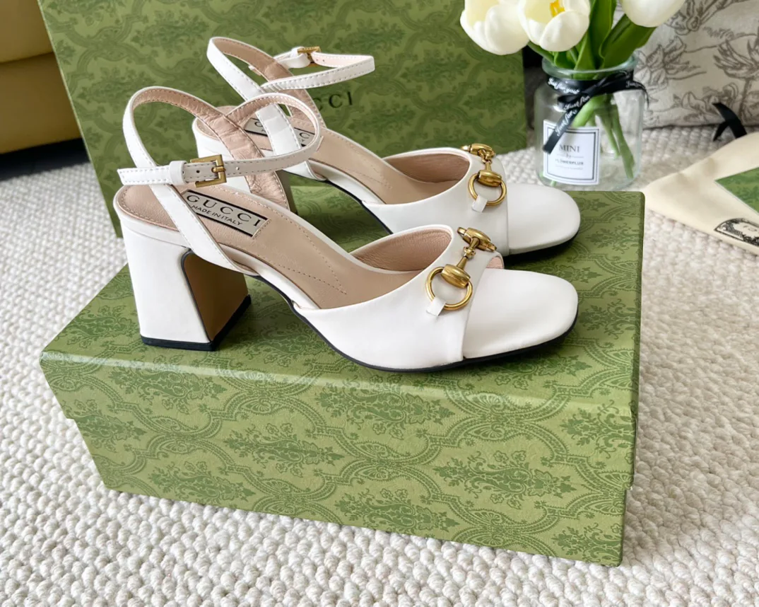 Women's Open-Toe Sandals GUCCI 17614718