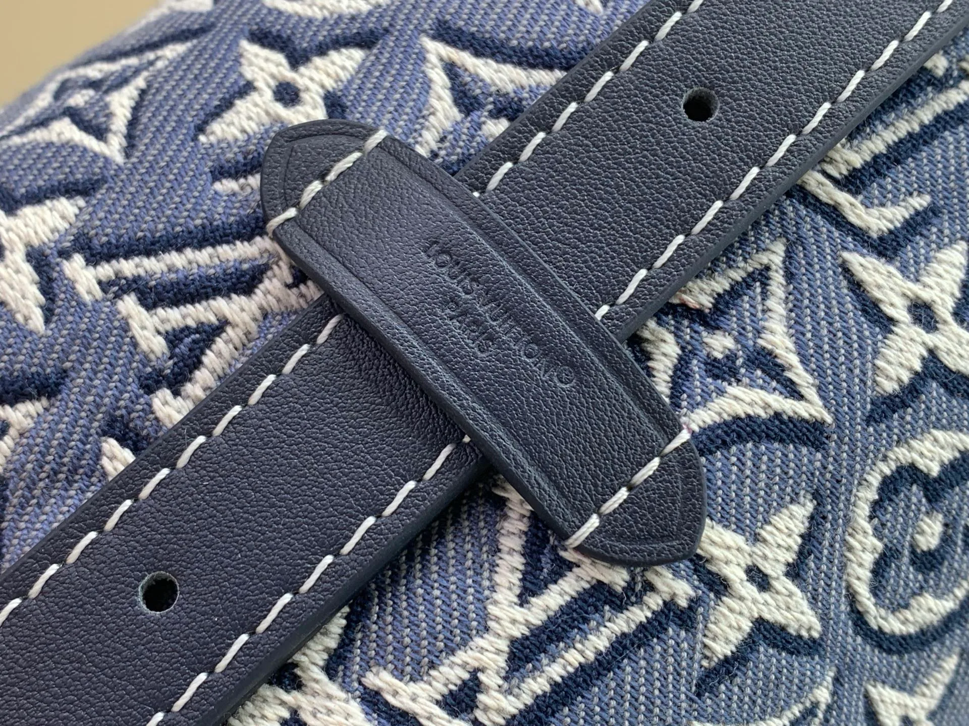 Women's Classic Handbags LOUIS VUITTON 18278232