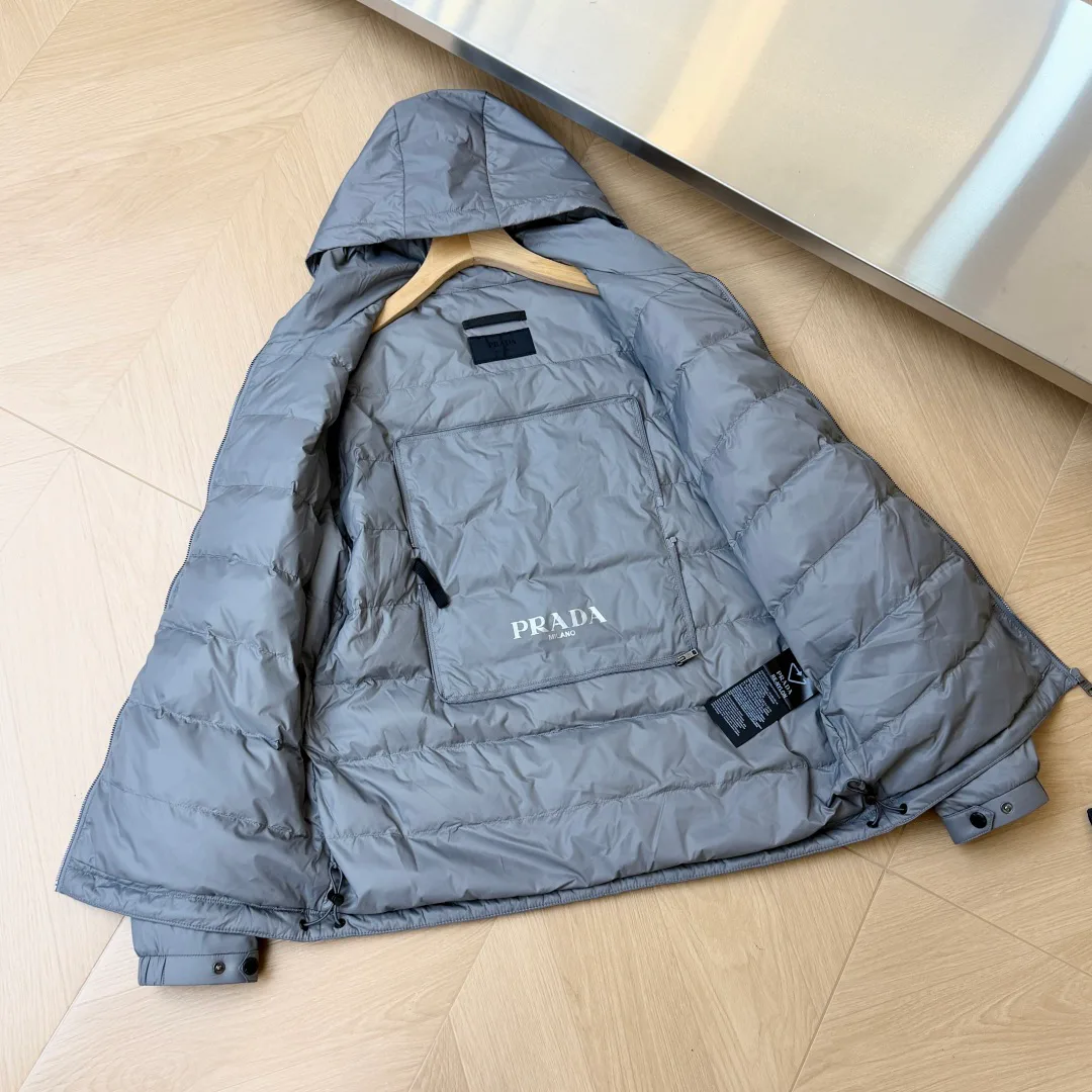 Куртки И Пуховики Мужские Prada 18586019