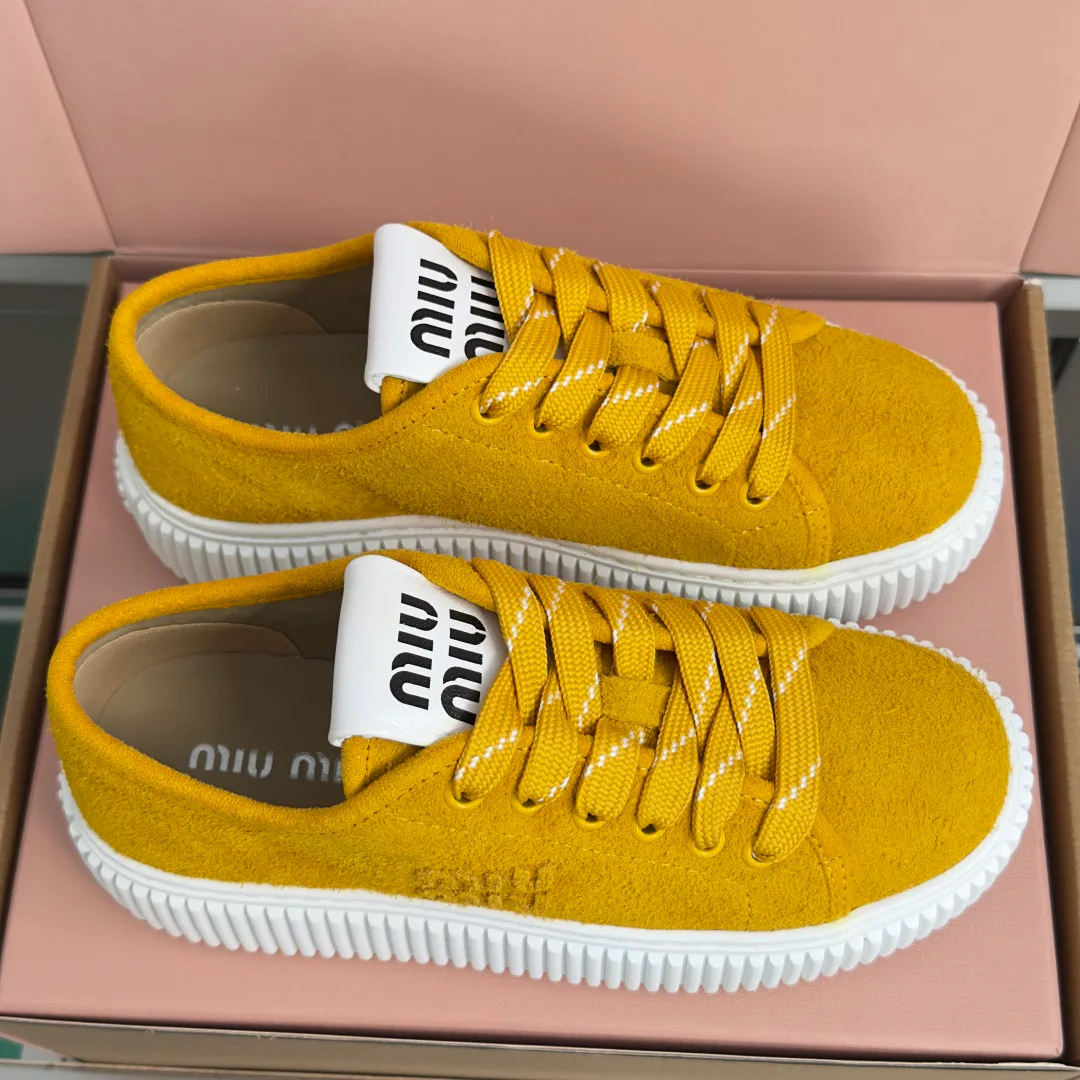 Women's Sneakers MIU MIU 17950574
