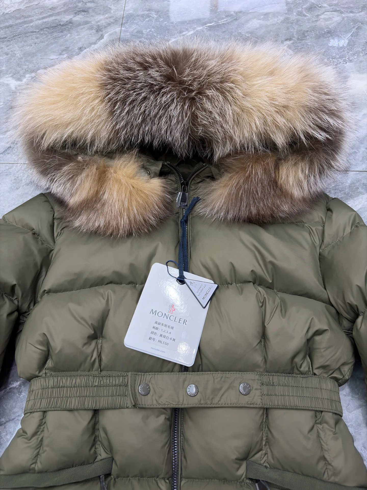 Women's Jackets And Down Jackets MONCLER 17801595
