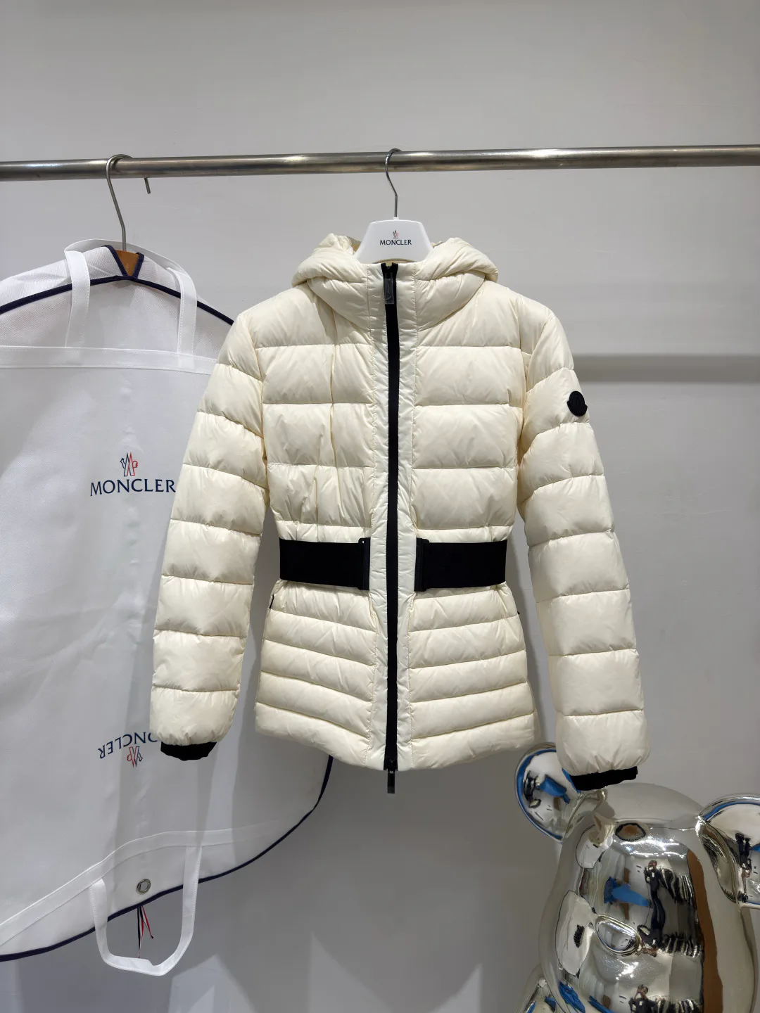 Куртки И Пуховики Мужские Moncler 18683856