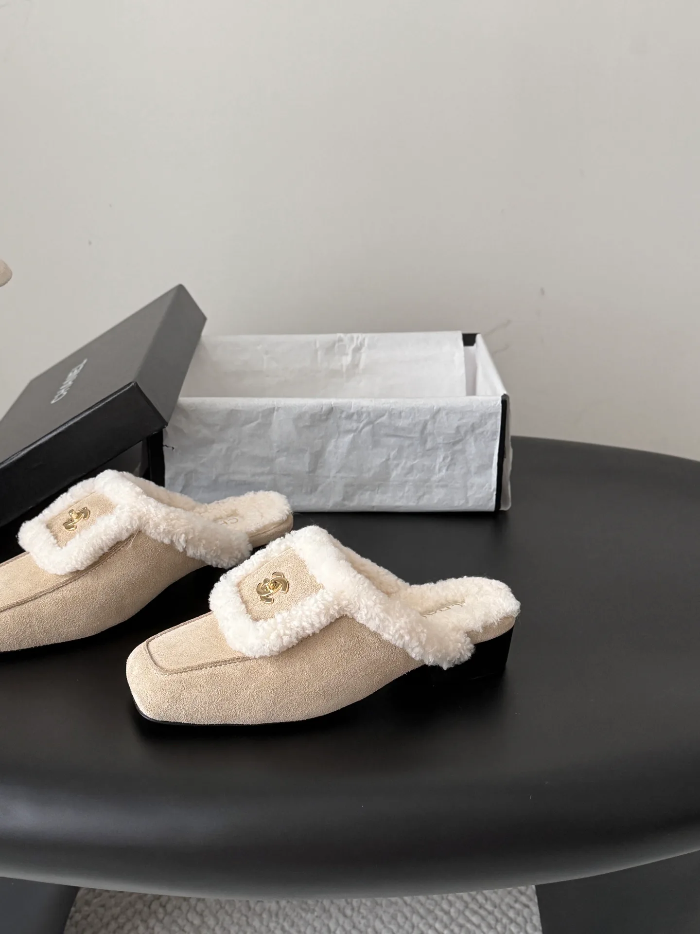 Women's Mules And Clogs CHANEL 18362218