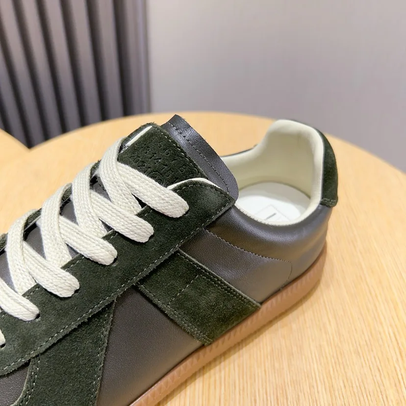 Women's Sneakers MAISON MARGIELA 17286715