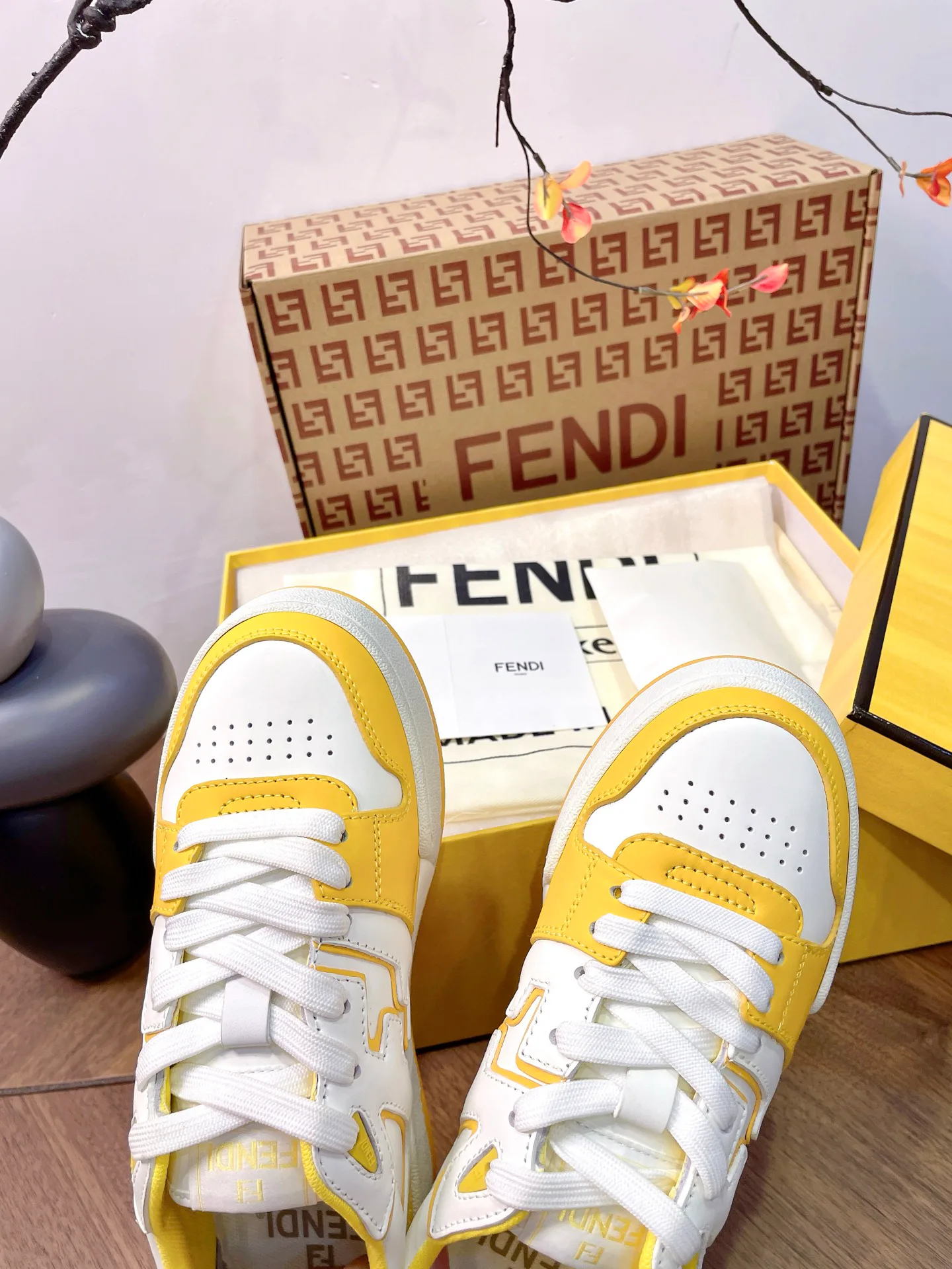 Women's Sneakers FENDI 17957320