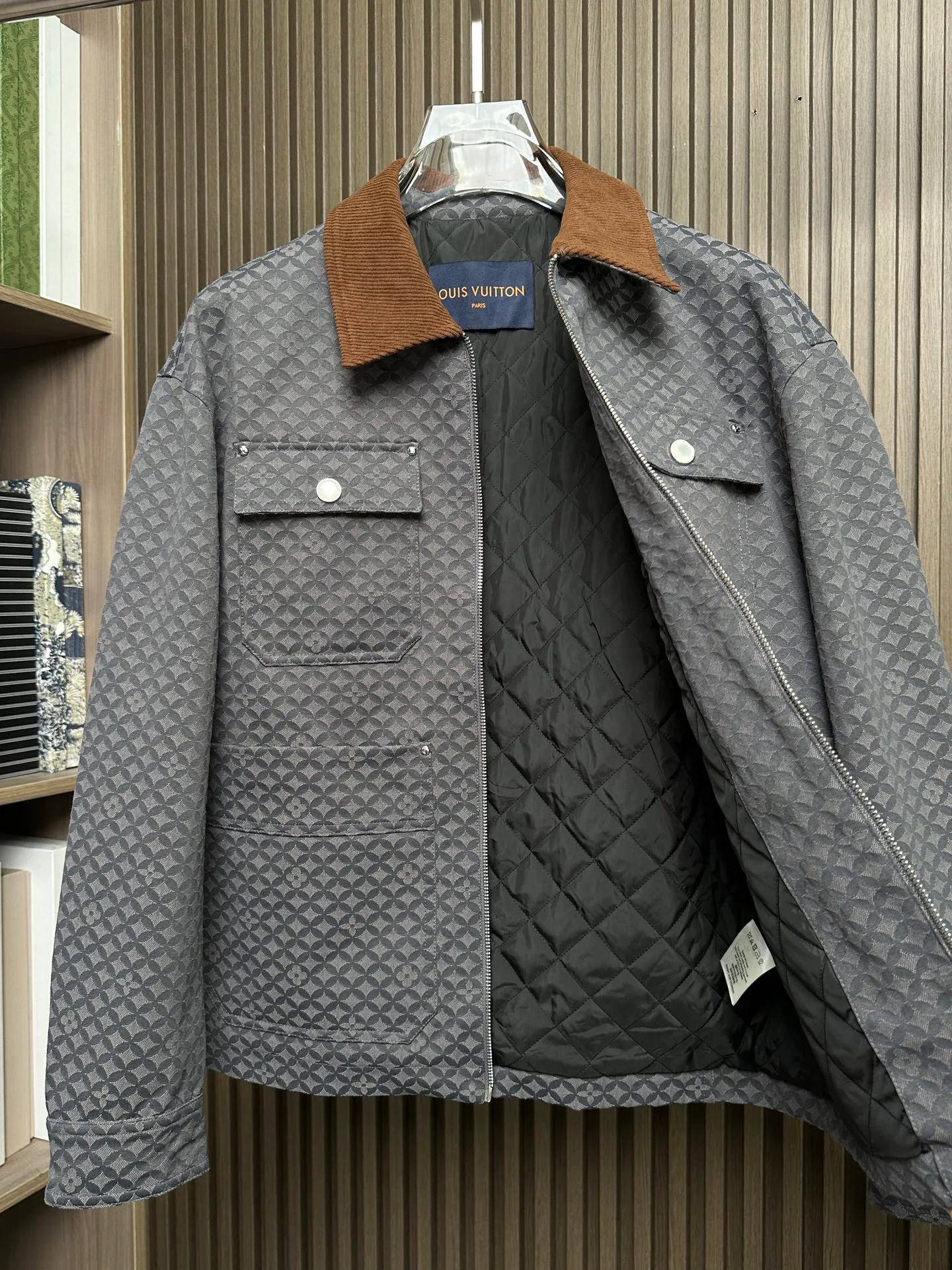 Men's Jackets And Down Jackets LOUIS VUITTON 18109846