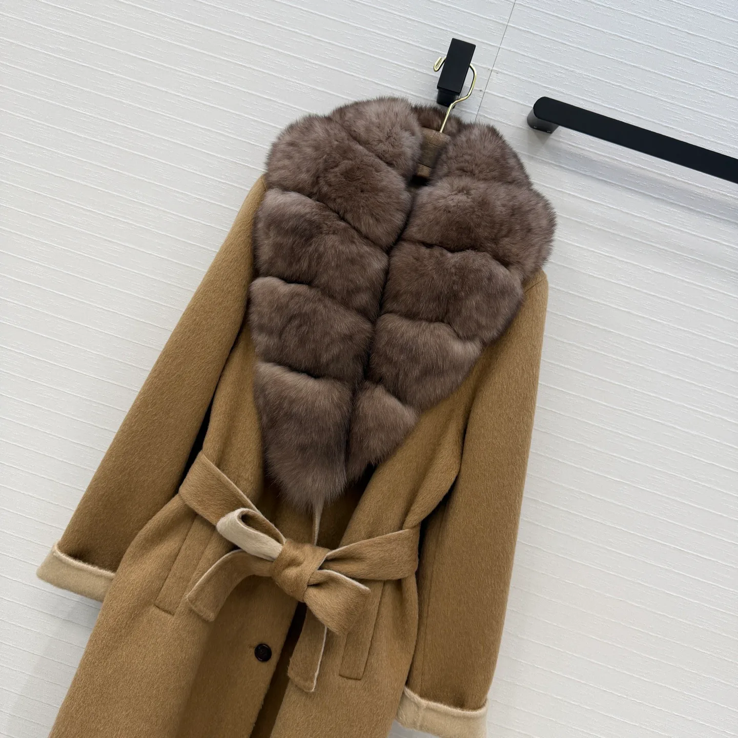Women's Coats LORO PIANA 18361436