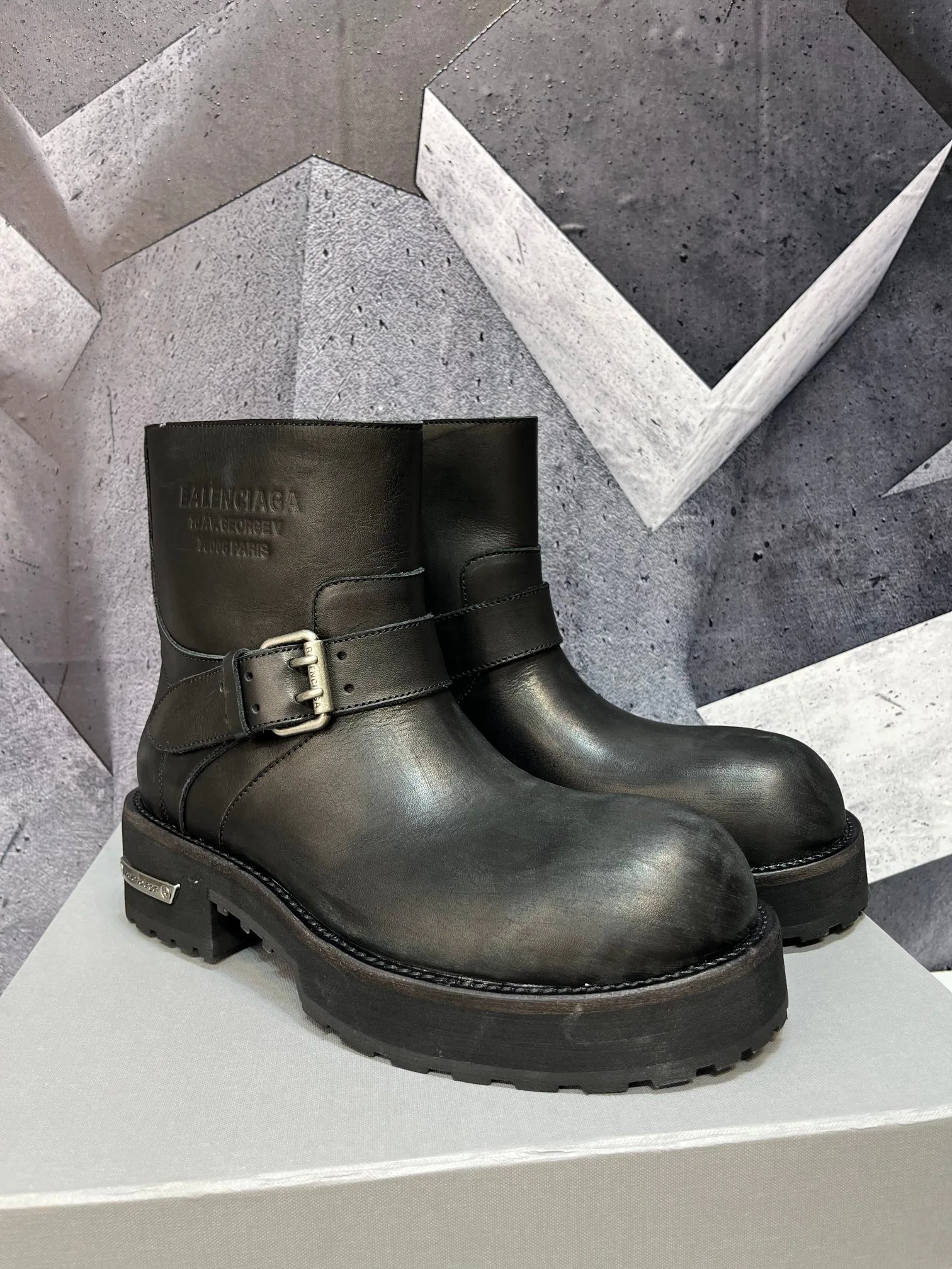 Men's Ankle Boots BALENCIAGA 17962244