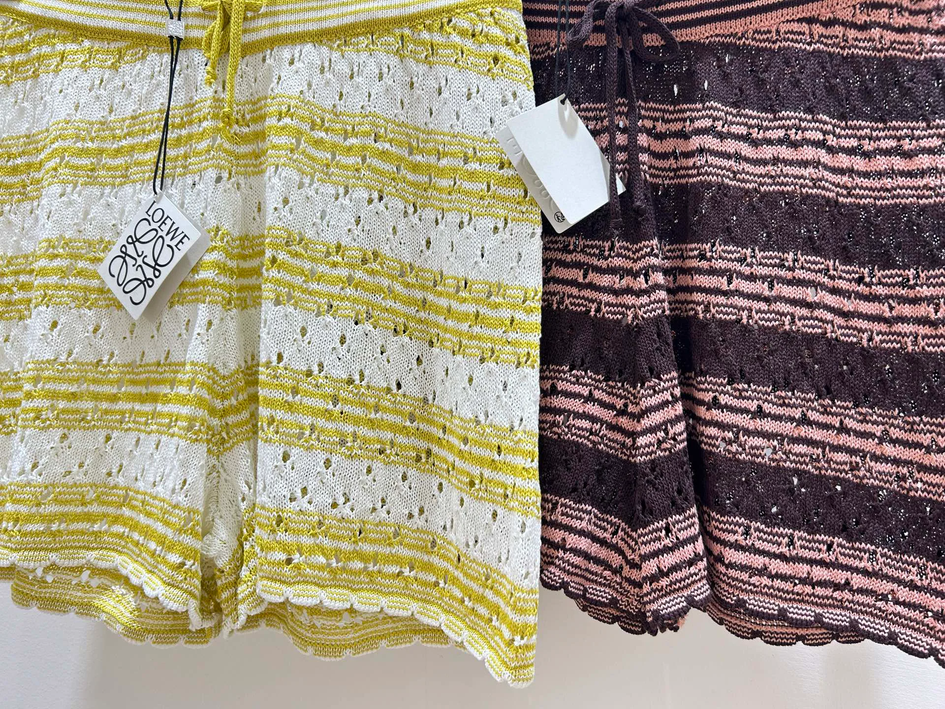 Women's Shorts LOEWE 18097228