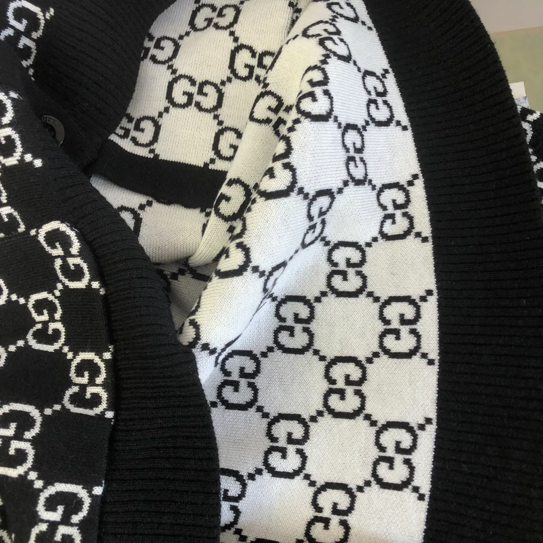 Women's Jumpers And Sweaters GUCCI 17919157