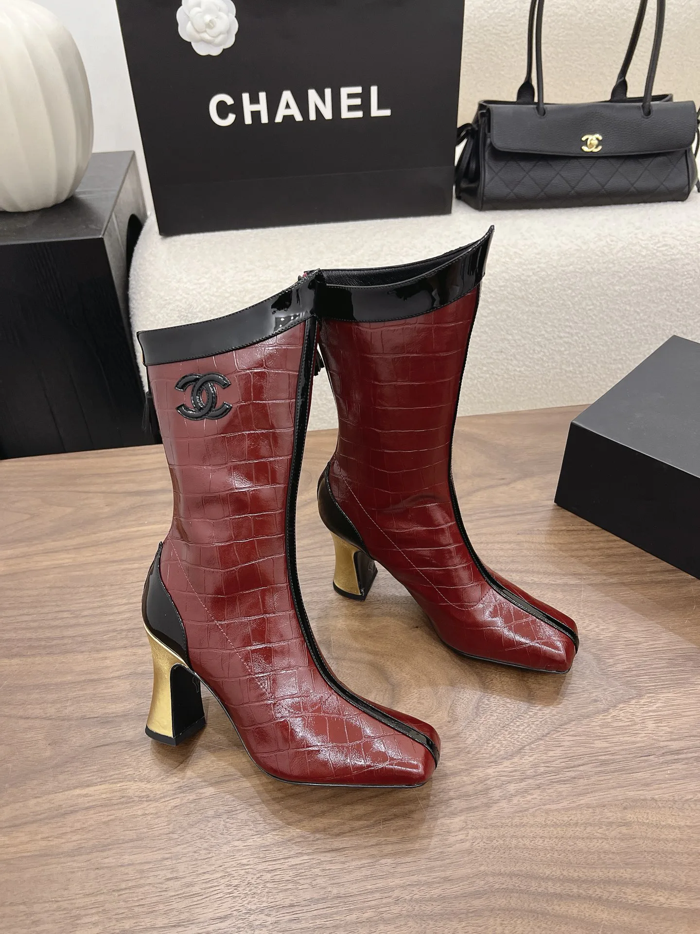 Women's Boots CHANEL 17599945