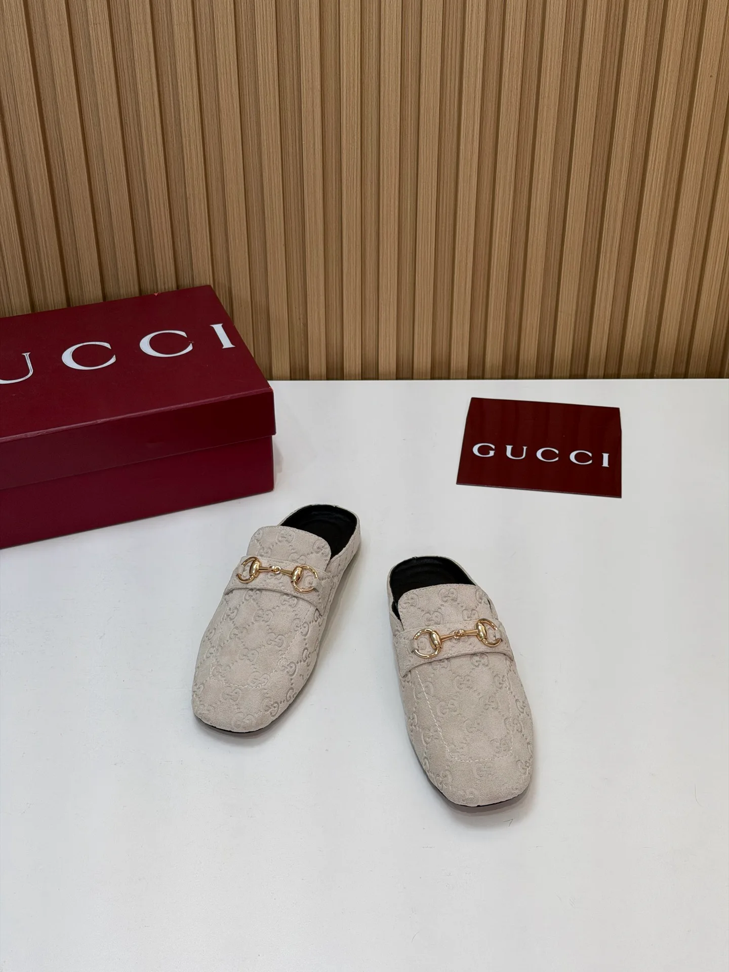 Women's Mules And Clogs GUCCI 18083801