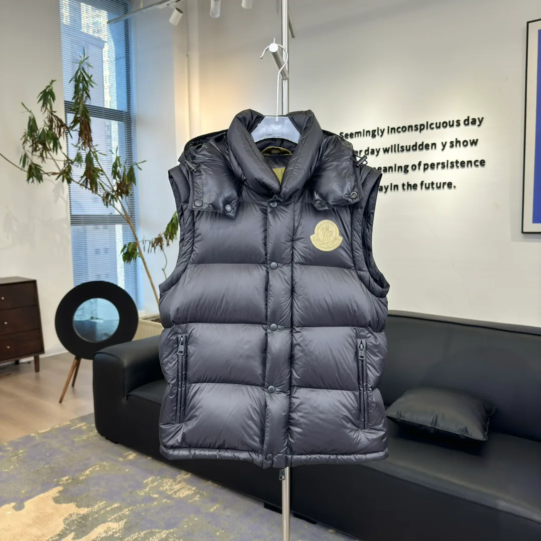 Куртки И Пуховики Мужские Moncler 18684494